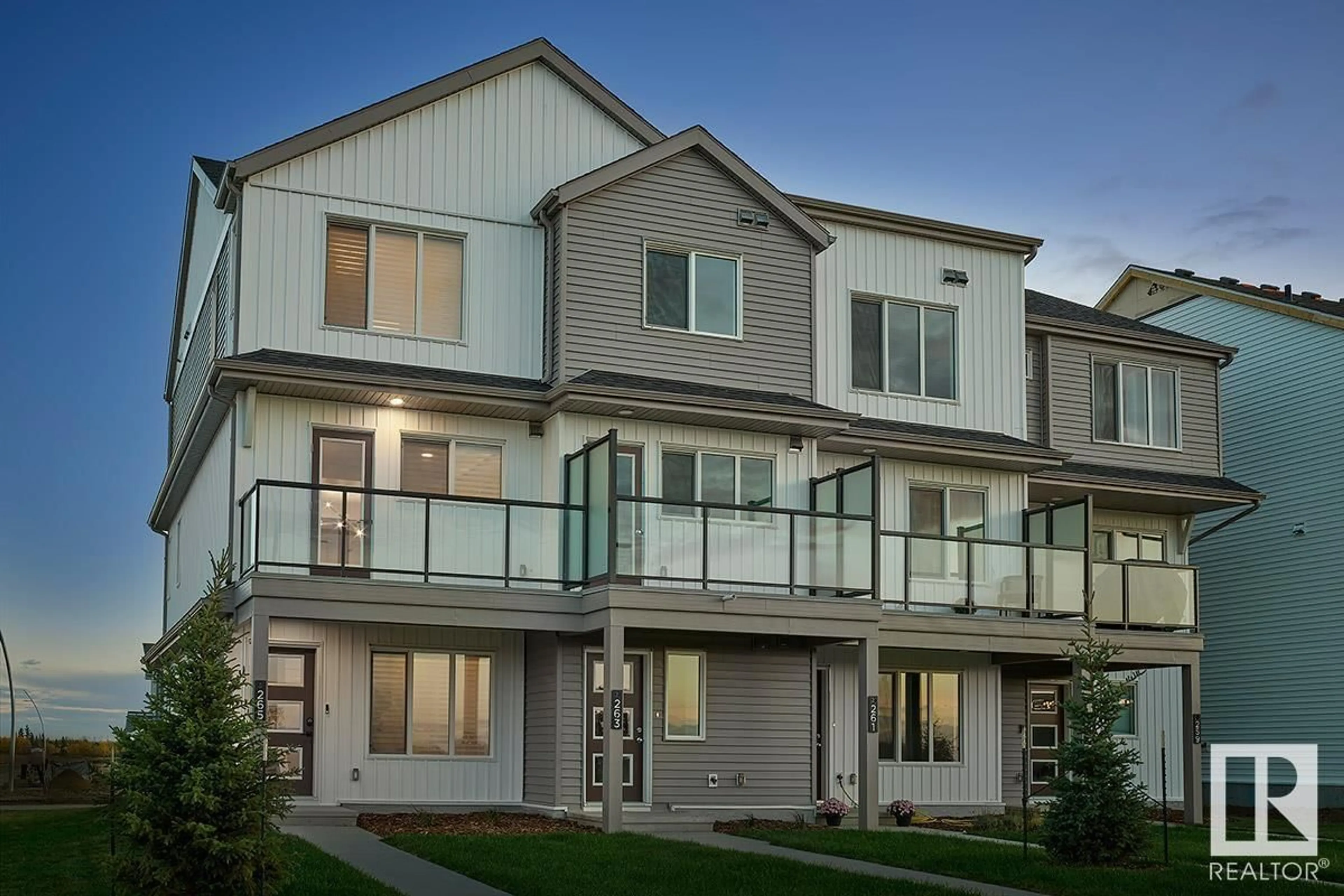 A pic from exterior of the house or condo for #33 1025 Secord PM NW, Edmonton Alberta T5T4A4