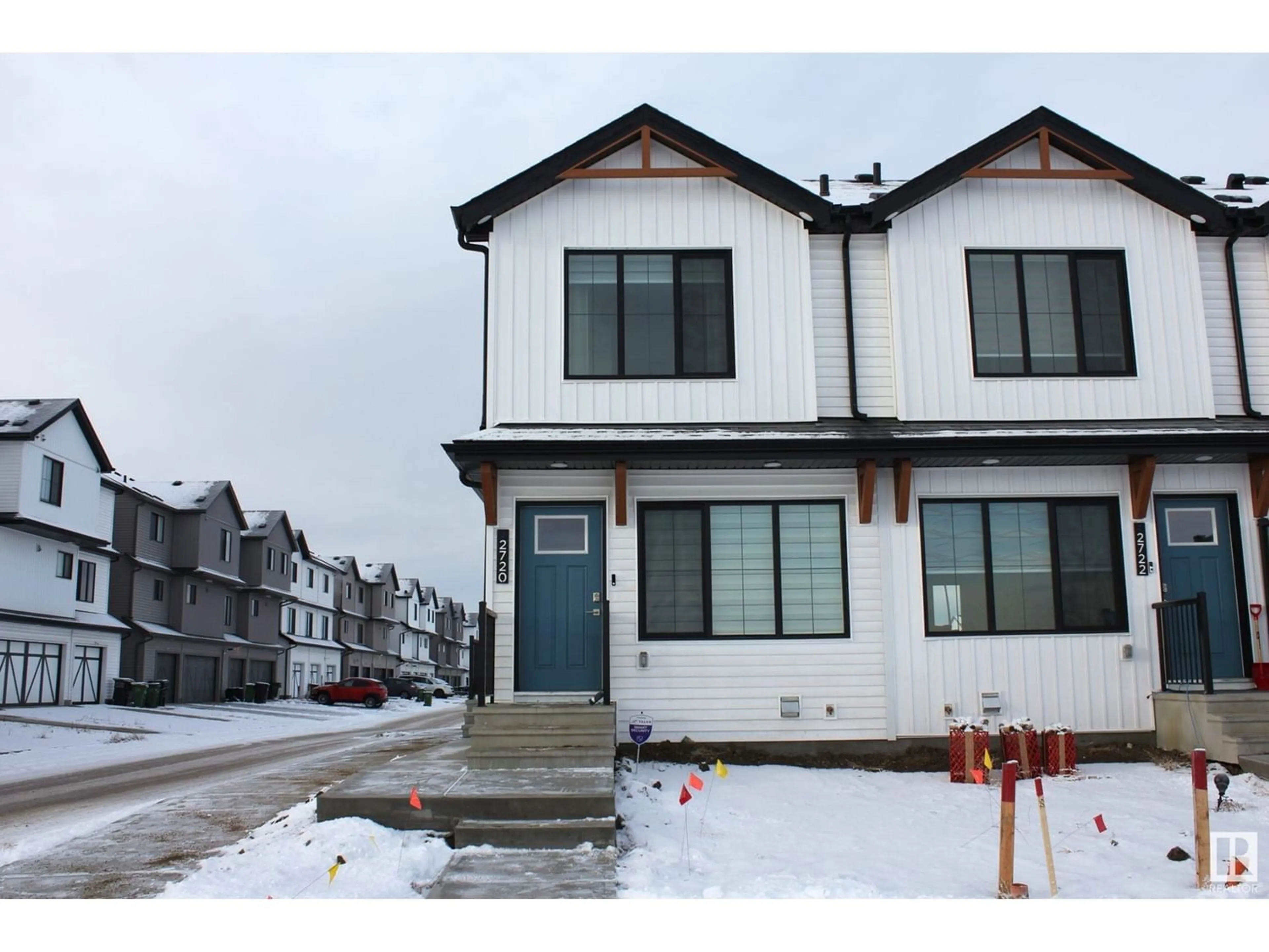 A pic from exterior of the house or condo for #21 525 Secord BV NW, Edmonton Alberta T5T7E8