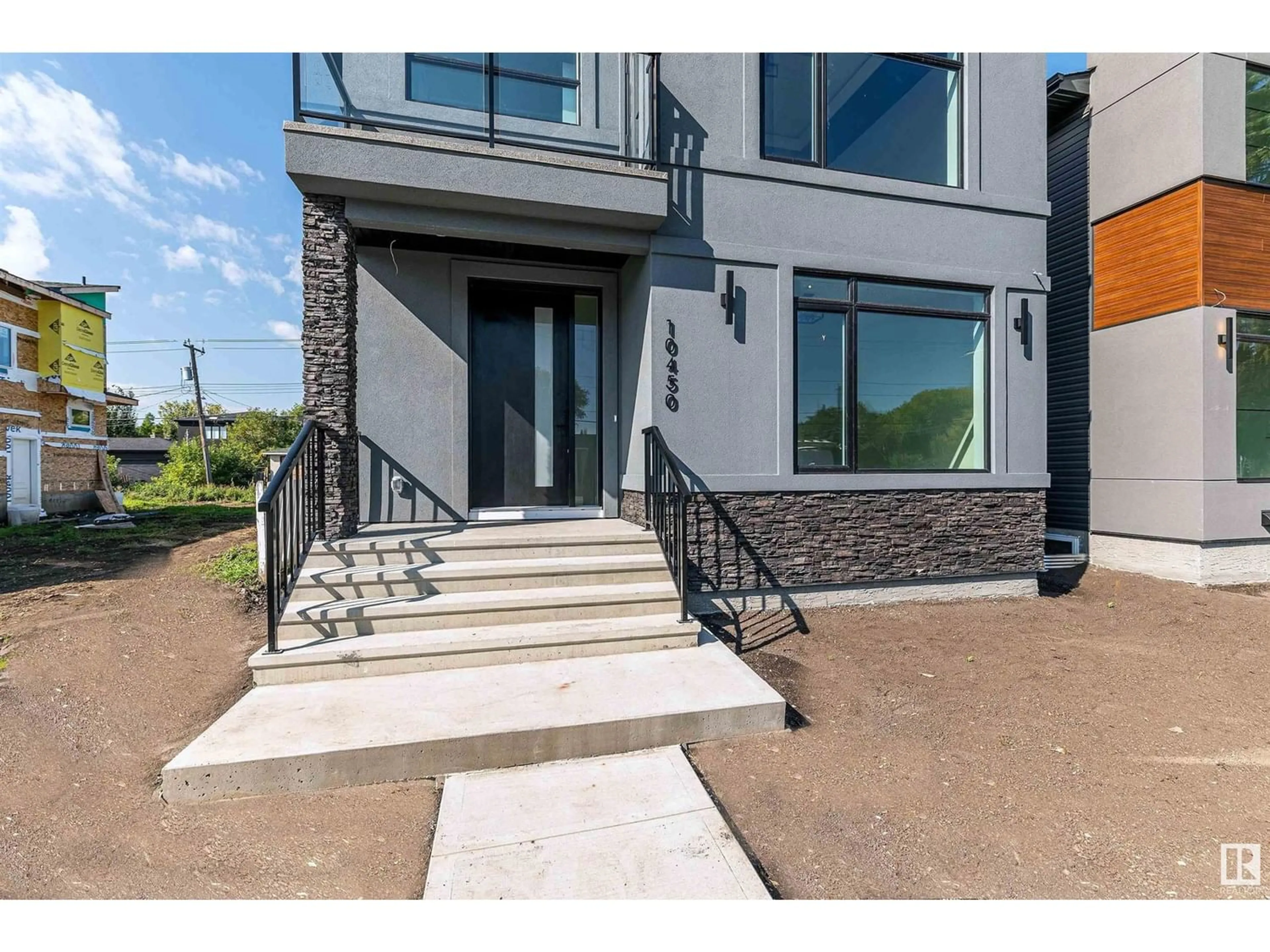 A pic from exterior of the house or condo for 10450 142 ST NW, Edmonton Alberta T5N2P2