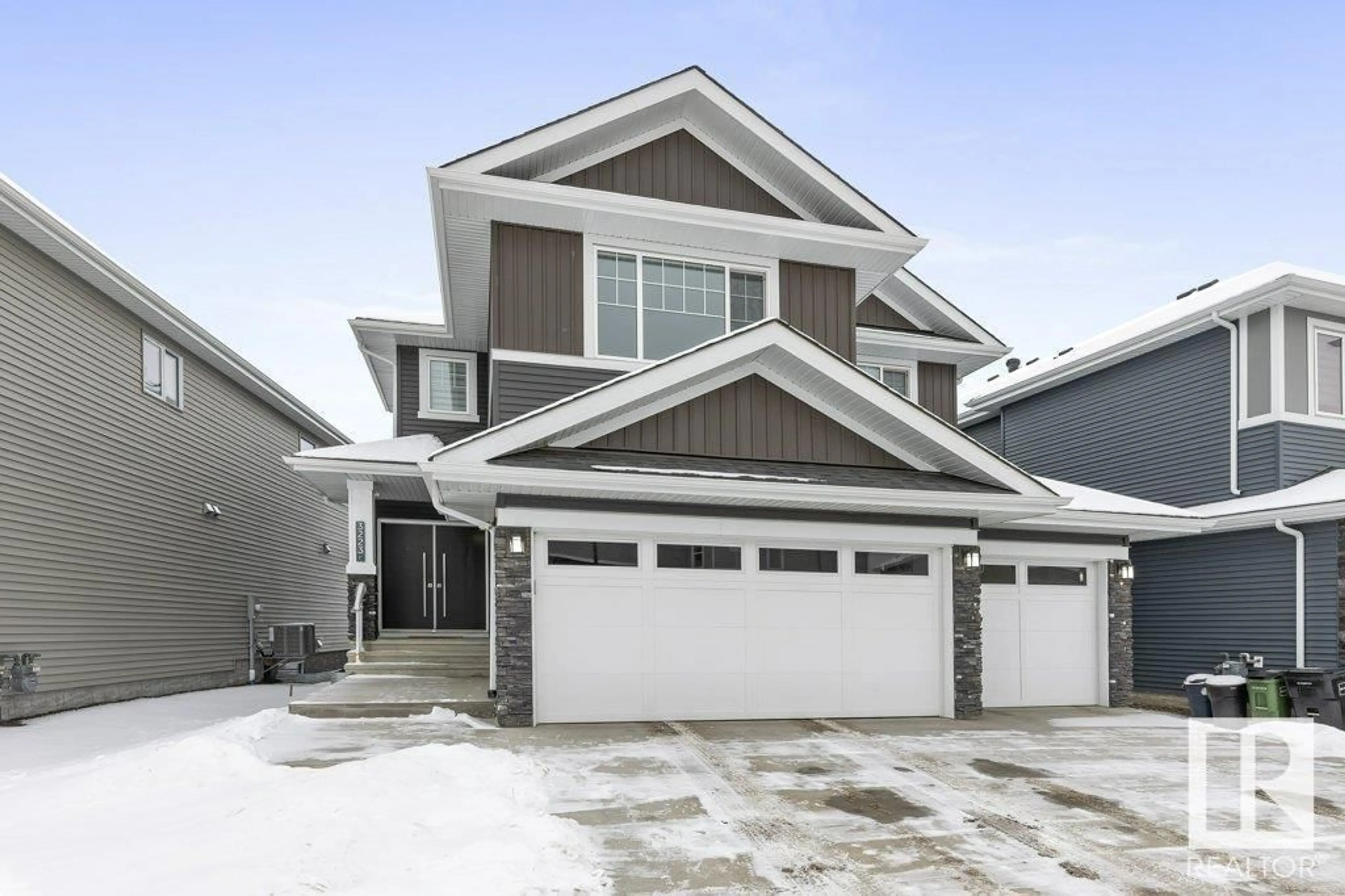 Frontside or backside of a home for 3223 158 ST SW, Edmonton Alberta T6W5C9