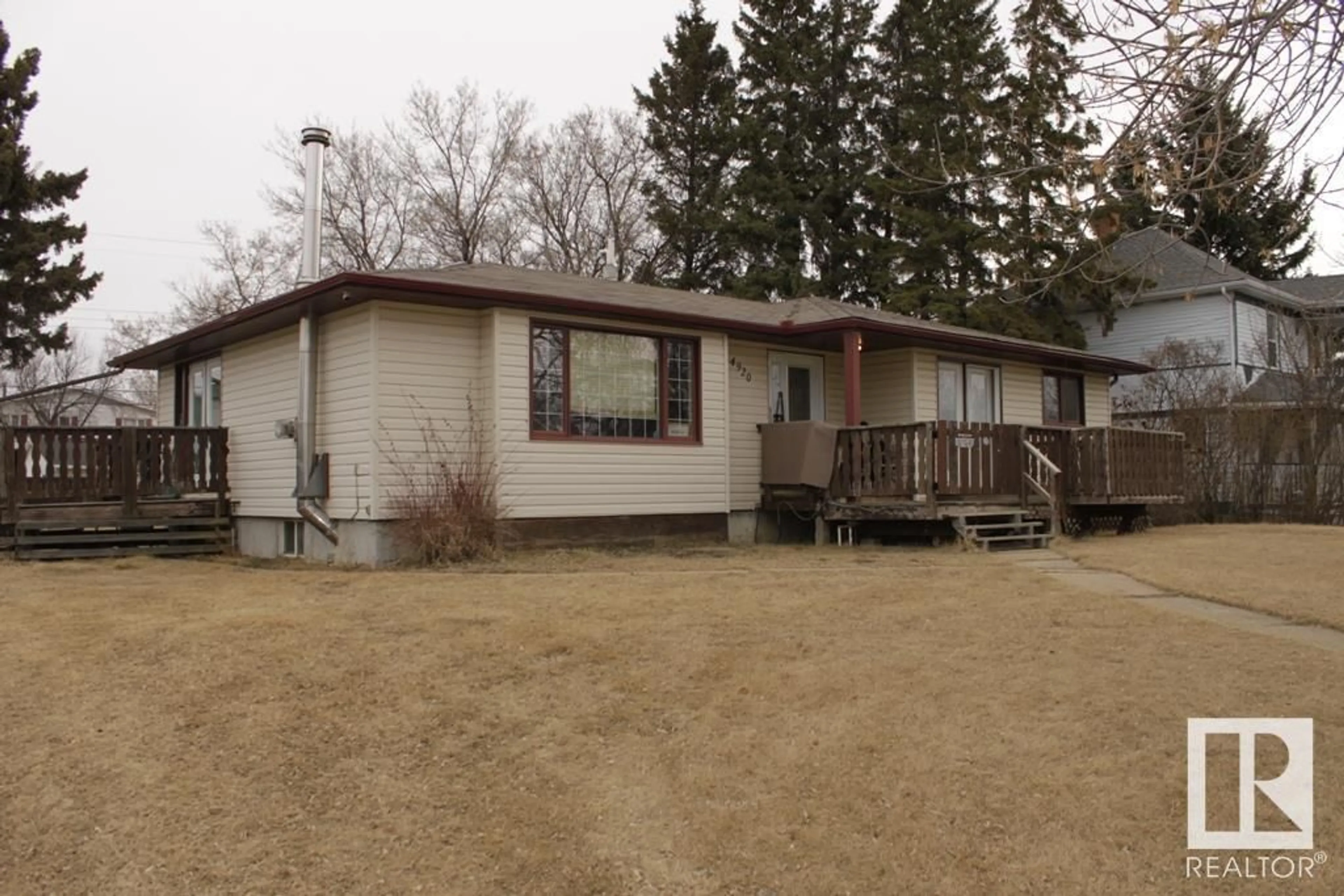 A pic from exterior of the house or condo for 4920 55 AV, Tofield Alberta T0B4J0