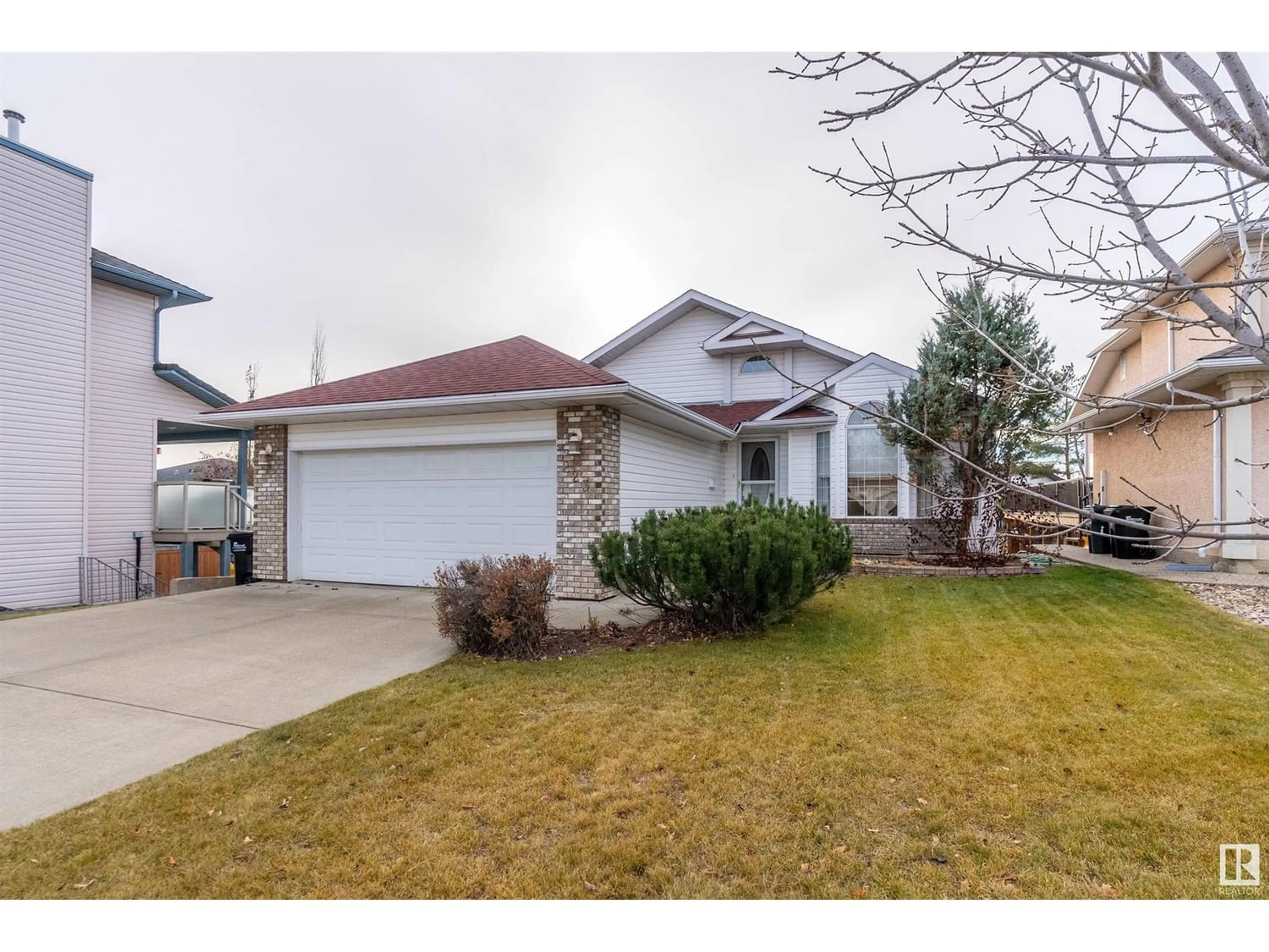 Frontside or backside of a home for 223 HILLCREST CO, Sherwood Park Alberta T8A5V5