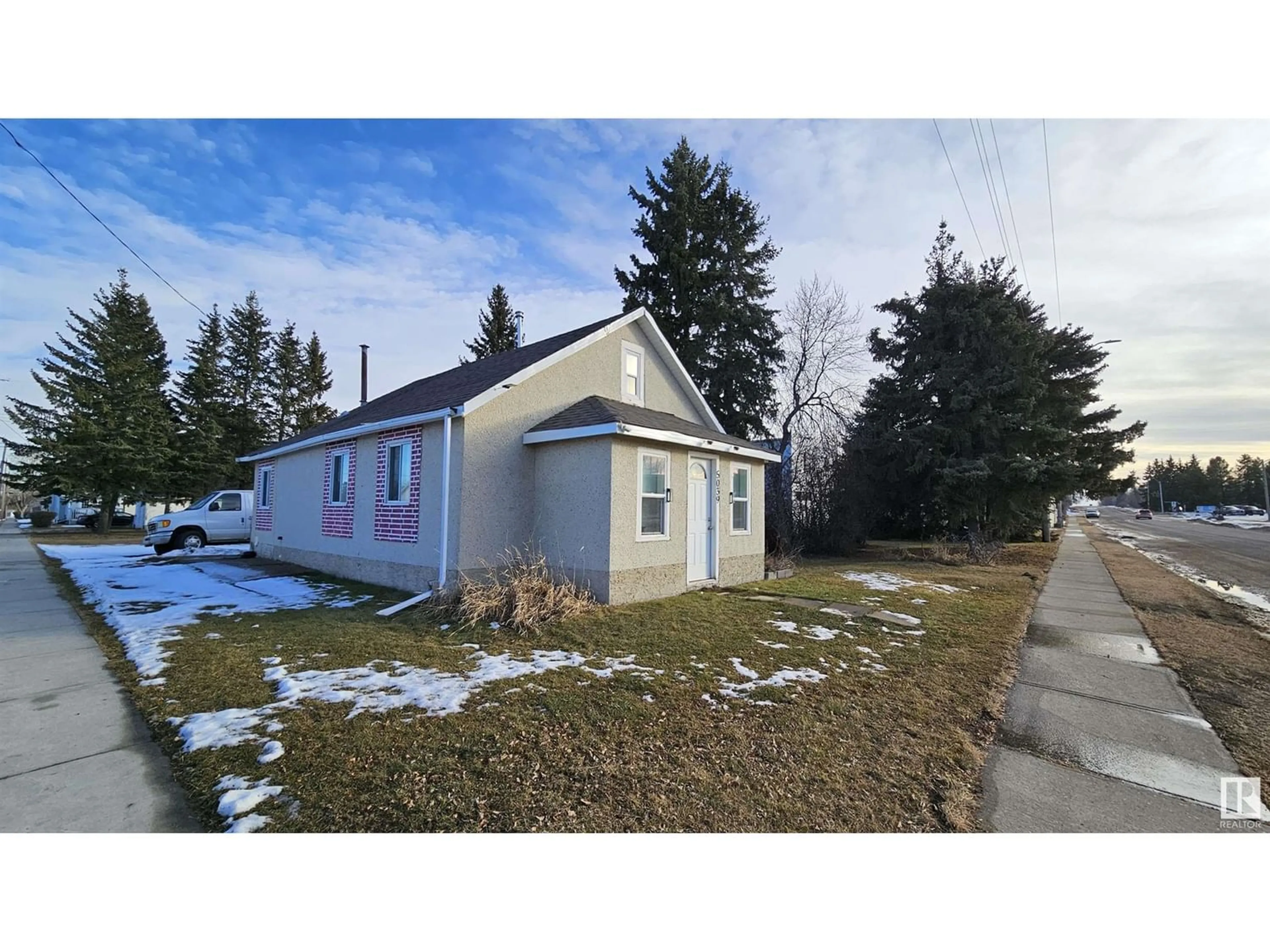 Frontside or backside of a home, cottage for 5039 50 ST, Warburg Alberta T0C2T0