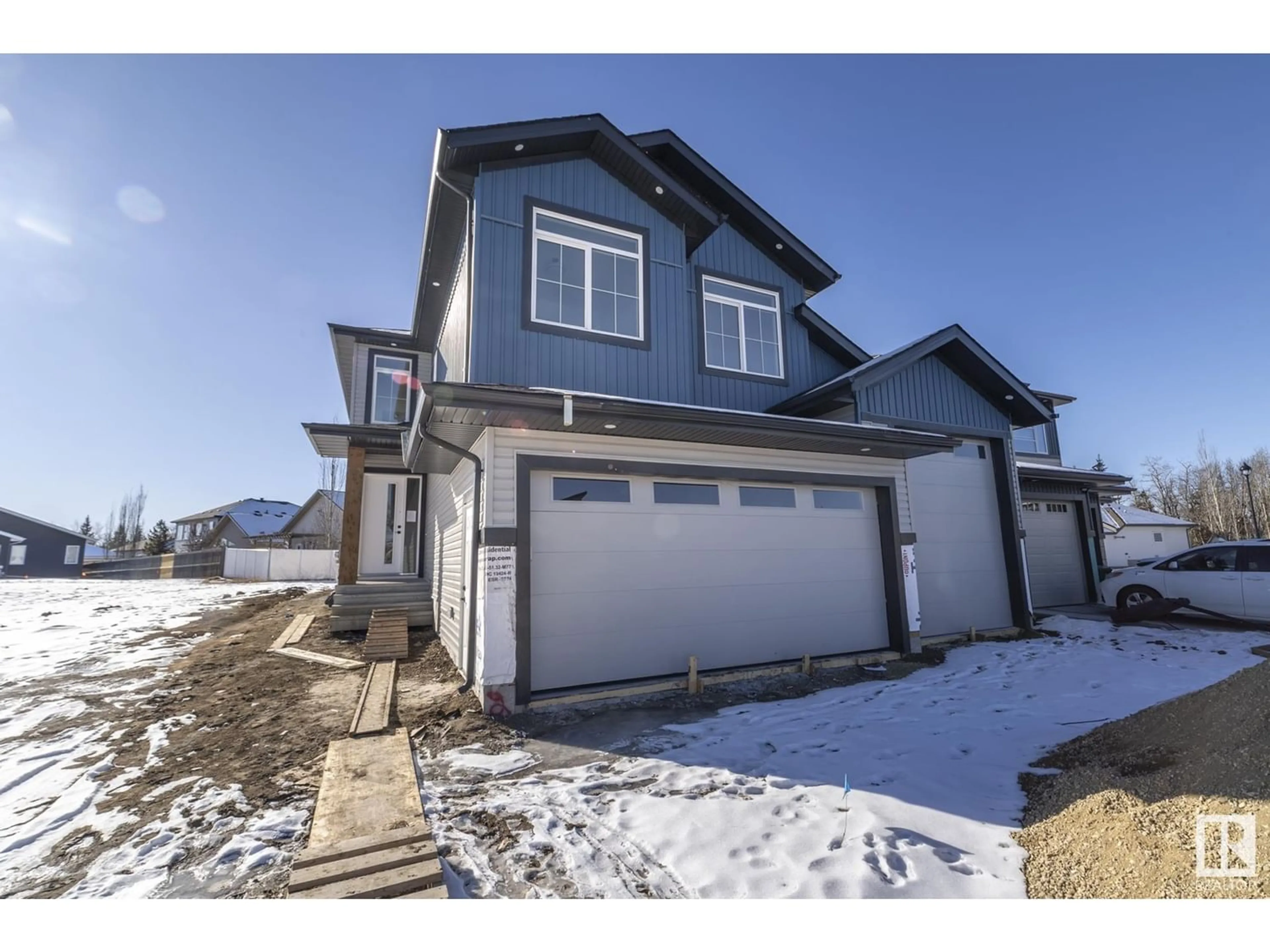A pic from exterior of the house or condo for 239 RAVINE DR, Devon Alberta T9G0A3