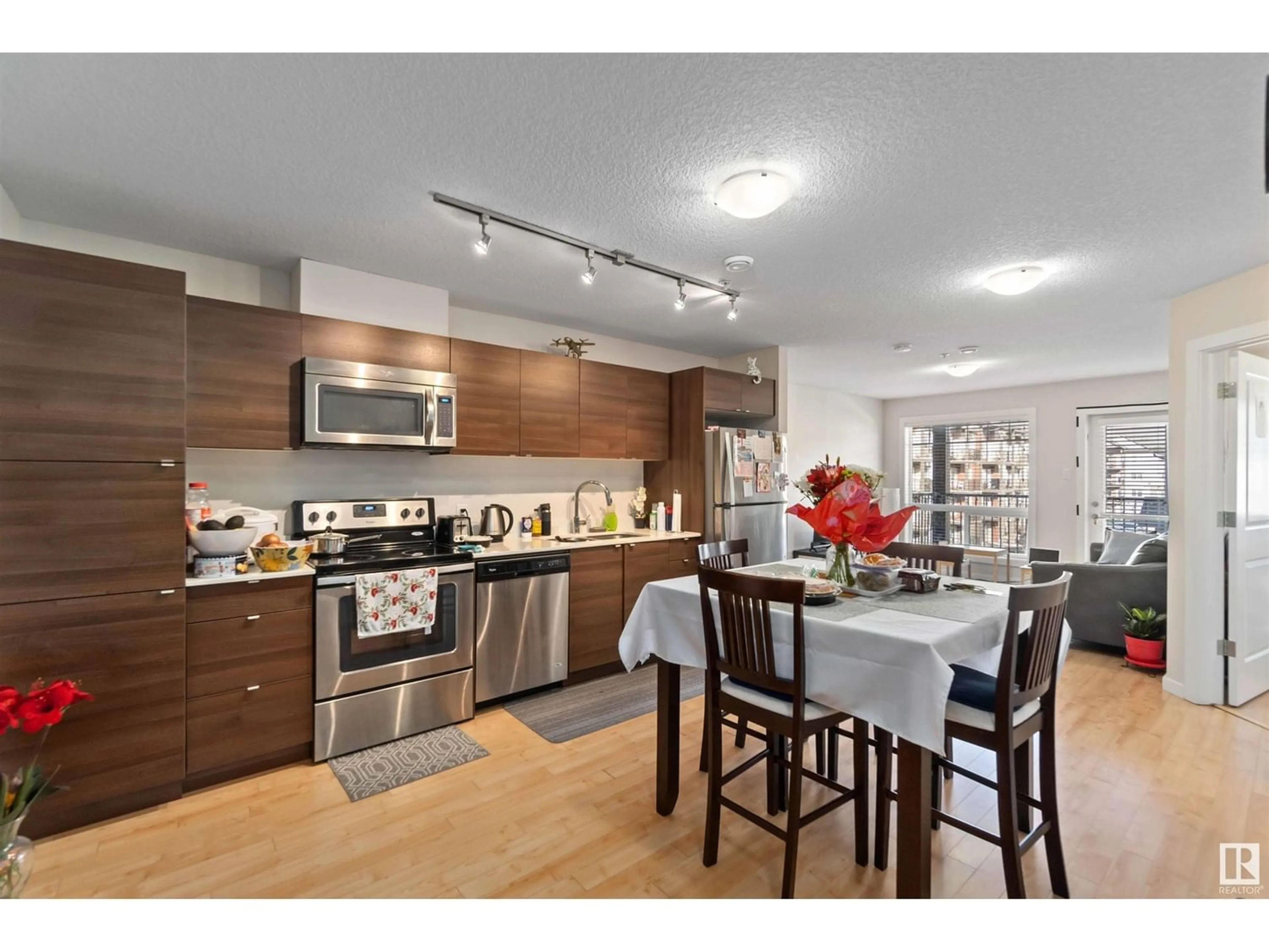 Contemporary kitchen for #313 9517 160 AV NW, Edmonton Alberta T5Z0N1