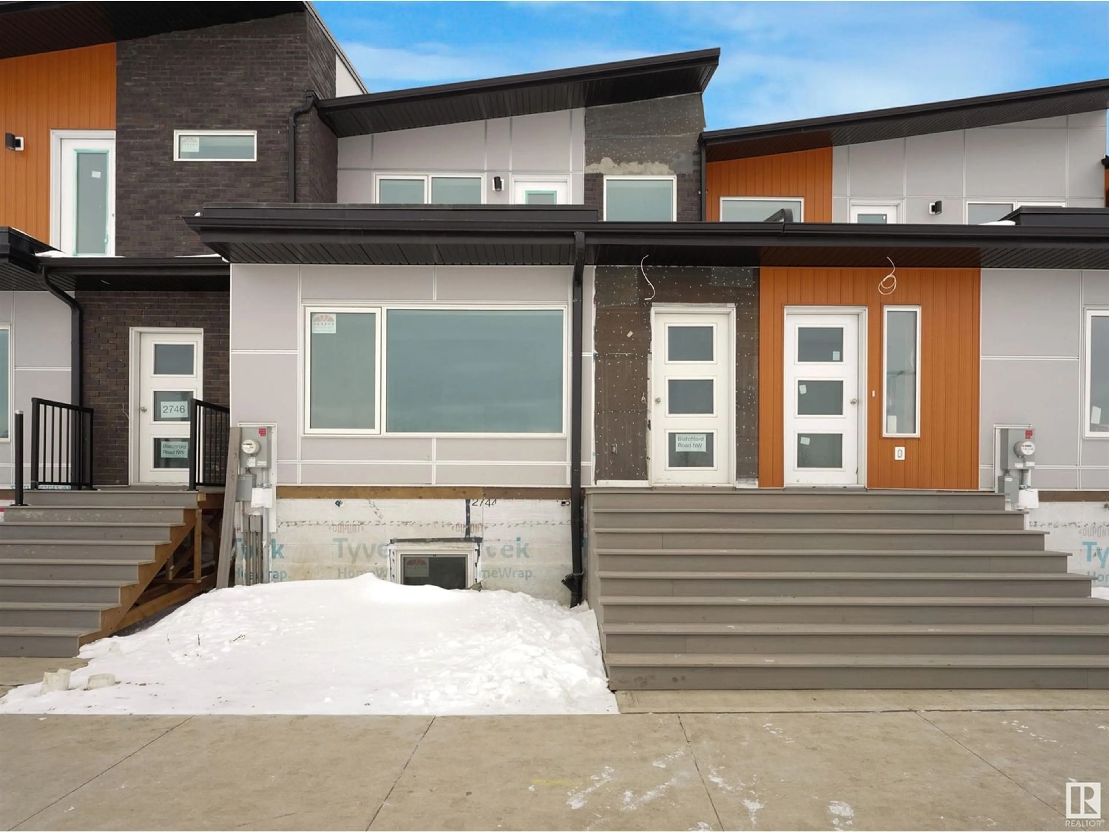 Frontside or backside of a home for 2744 BLATCHFORD RD NW, Edmonton Alberta T5G0W6