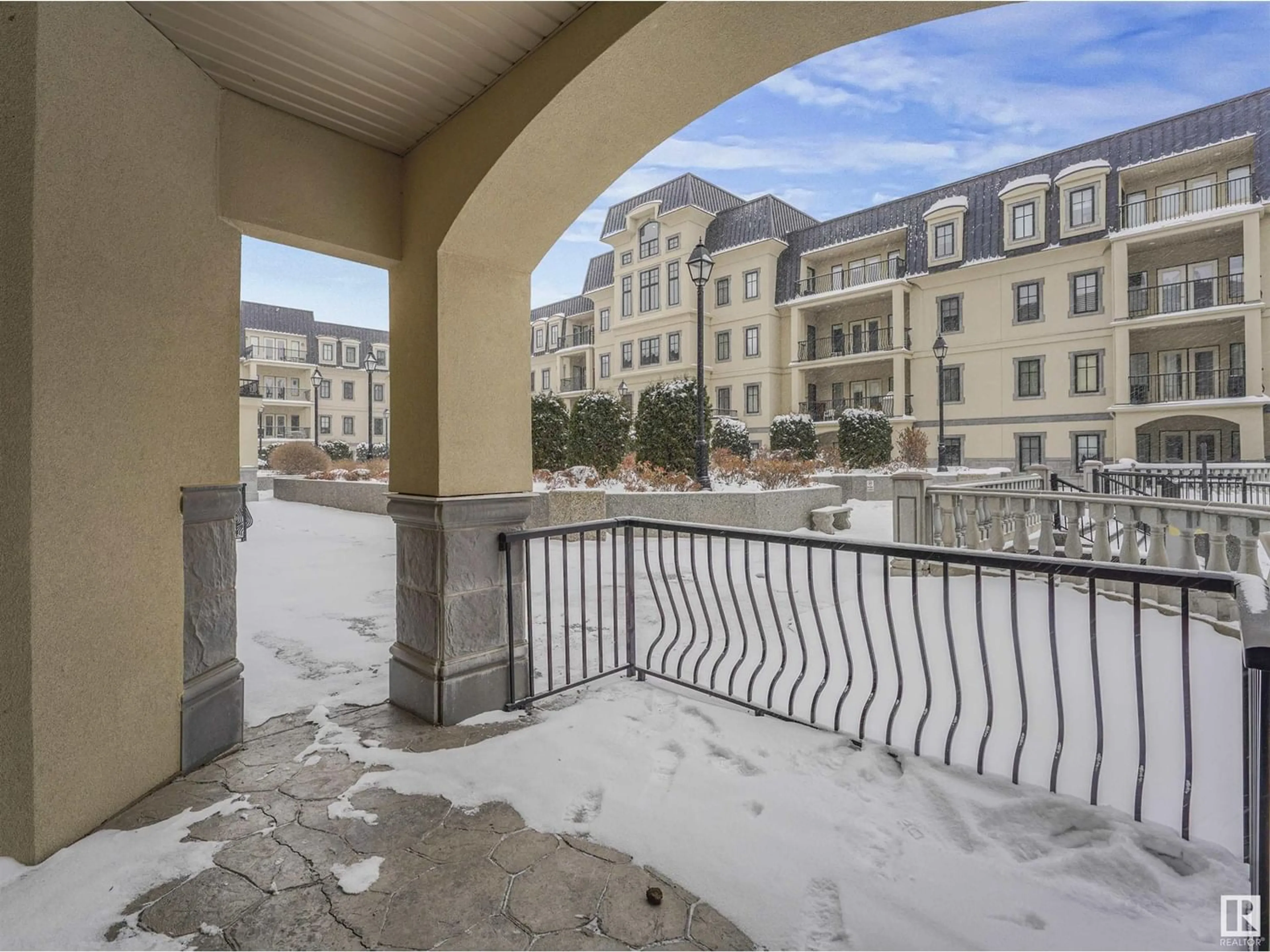 Indoor entryway for #119 1406 HODGSON WY NW, Edmonton Alberta T6R3K1