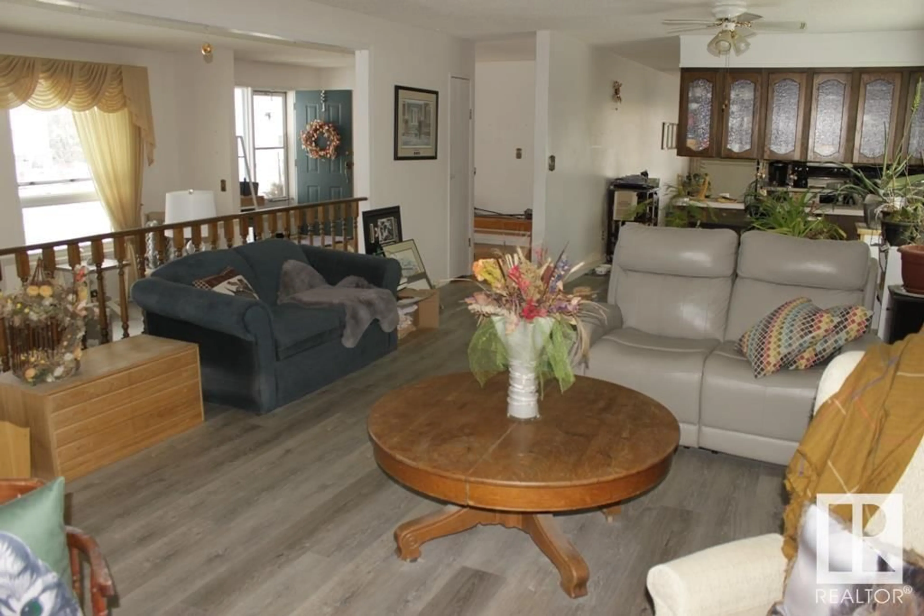 Living room for 4335 53 AV, Tofield Alberta T0B4J0
