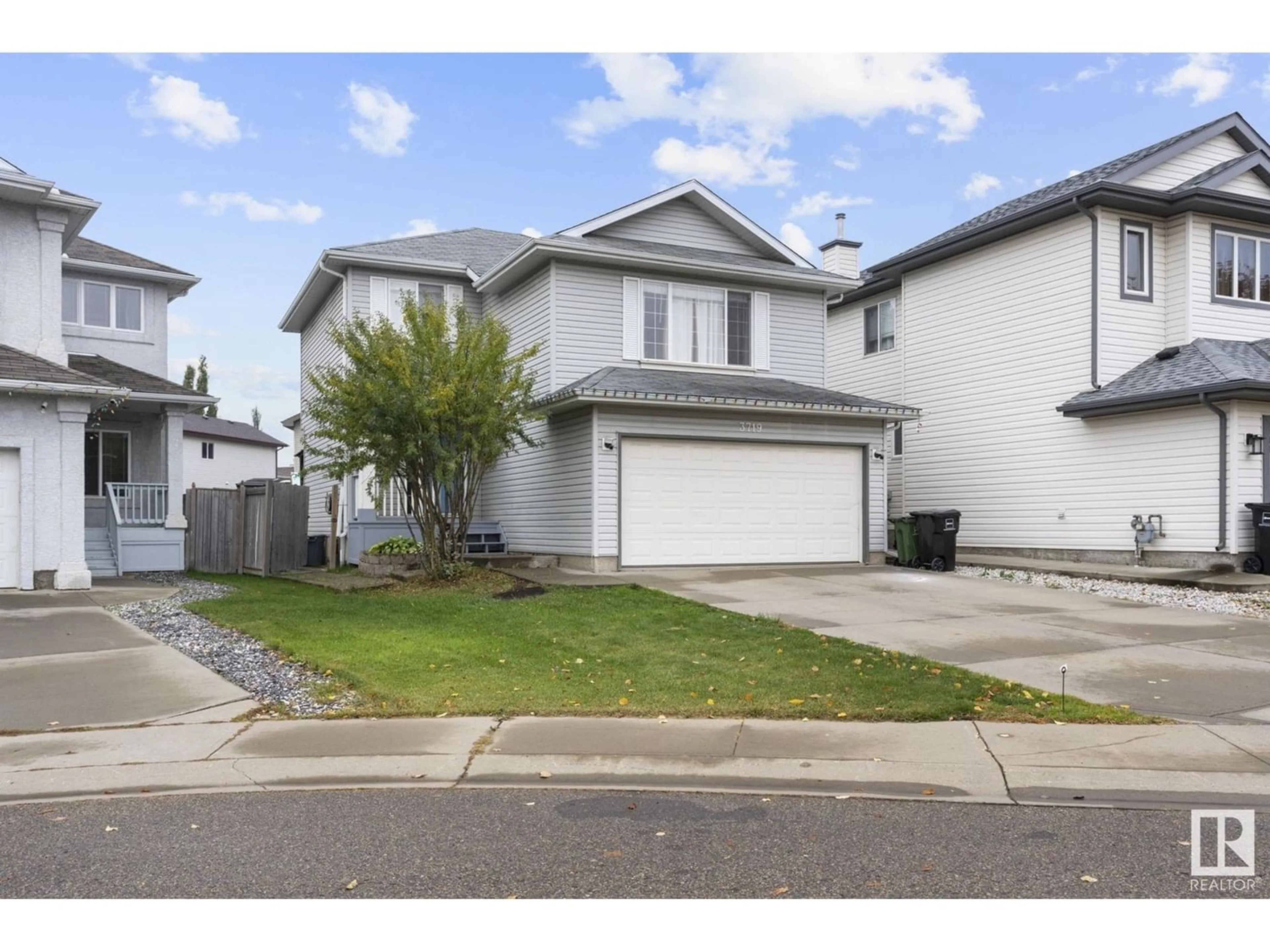 Frontside or backside of a home for 3719 162 AV NW, Edmonton Alberta T5Y3G3