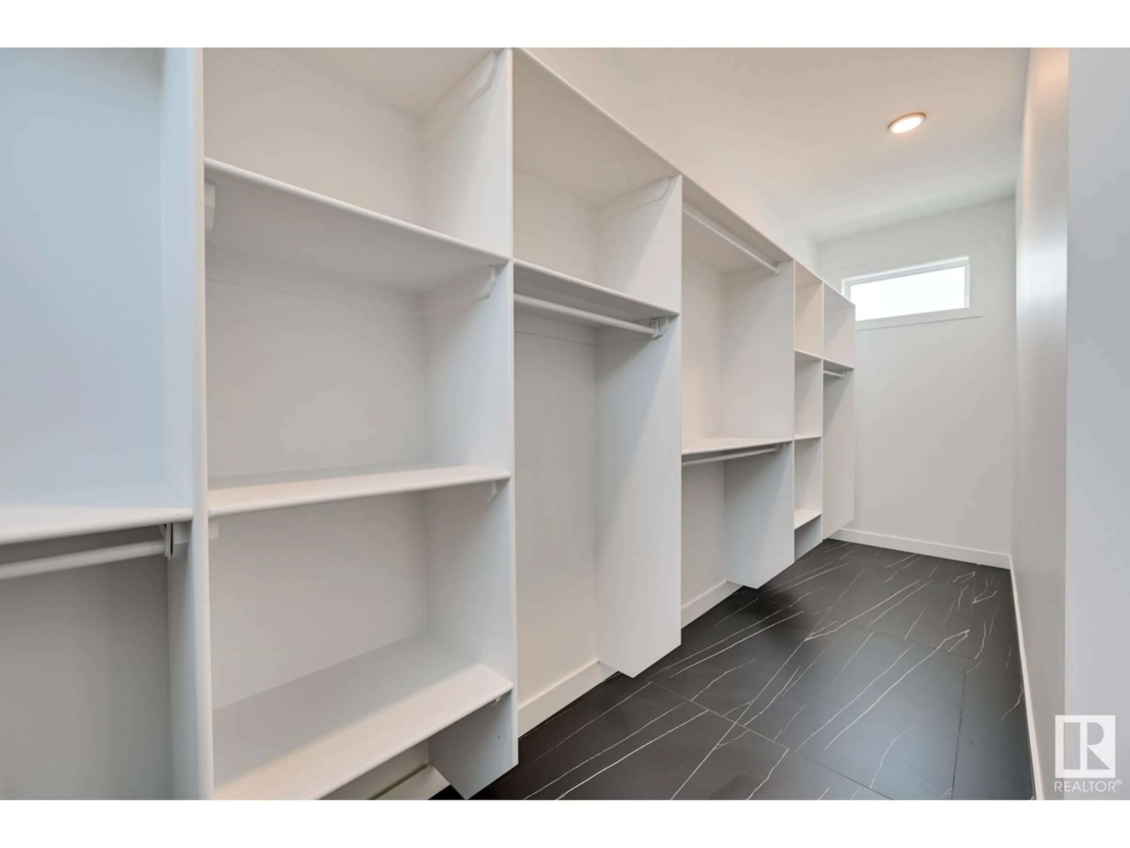 Storage room or clothes room or walk-in closet for 341 MEADOWVIEW DR, Fort Saskatchewan Alberta T8L0Y4