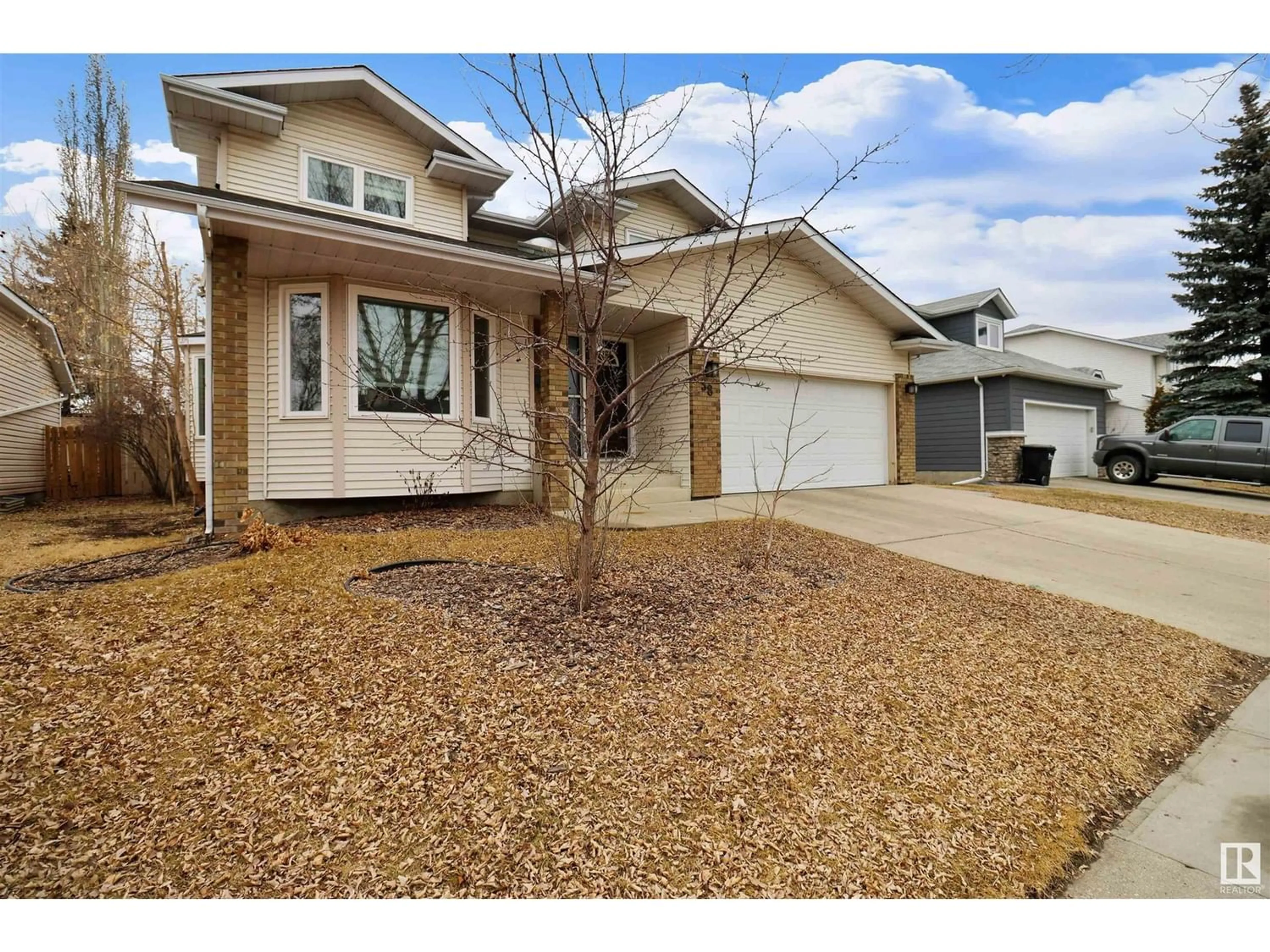 Frontside or backside of a home for 58 COACHMAN WY, Sherwood Park Alberta T8H1B8