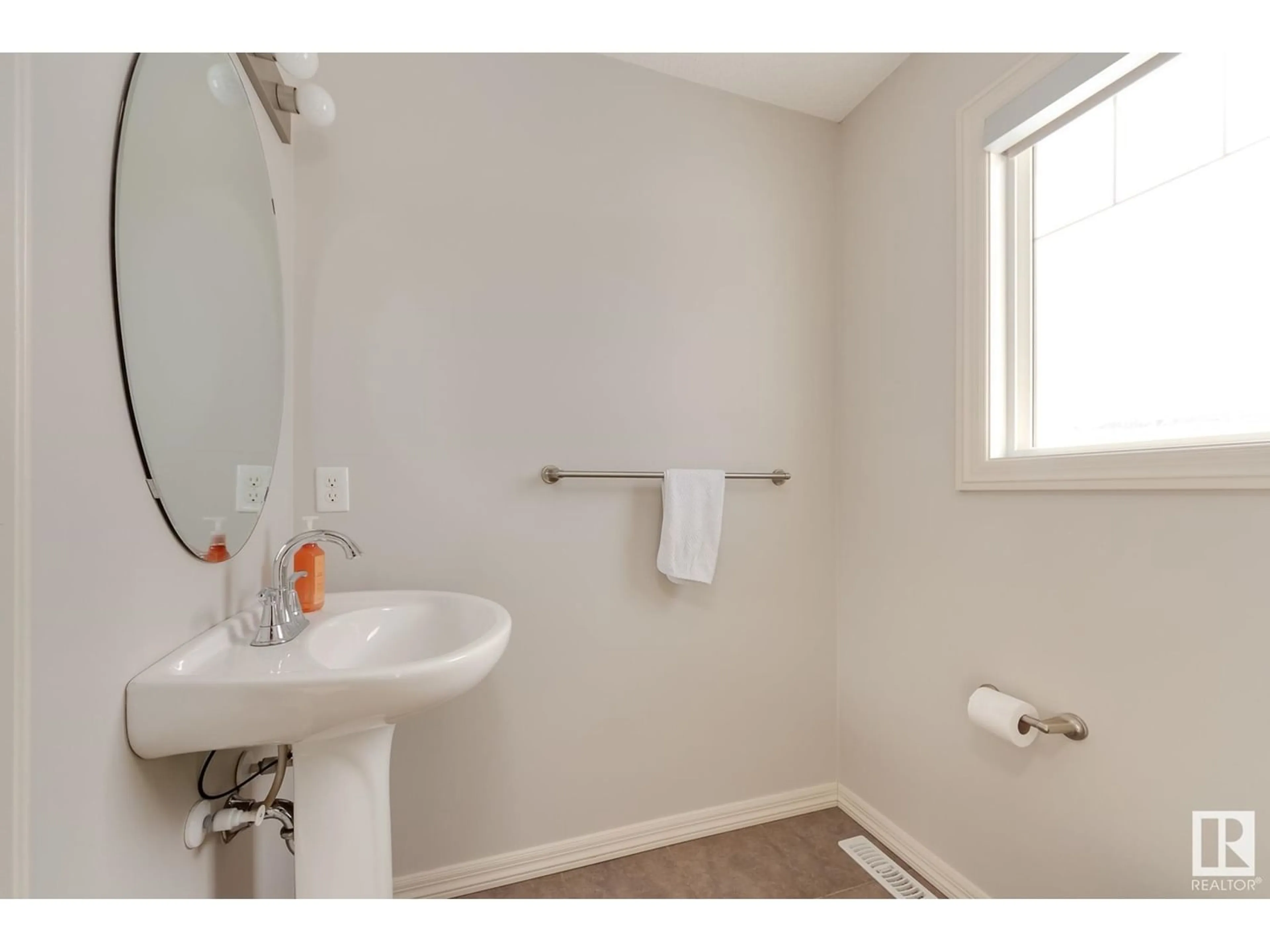 Standard bathroom for #39 1730 Leger GA NW, Edmonton Alberta T6R0R3