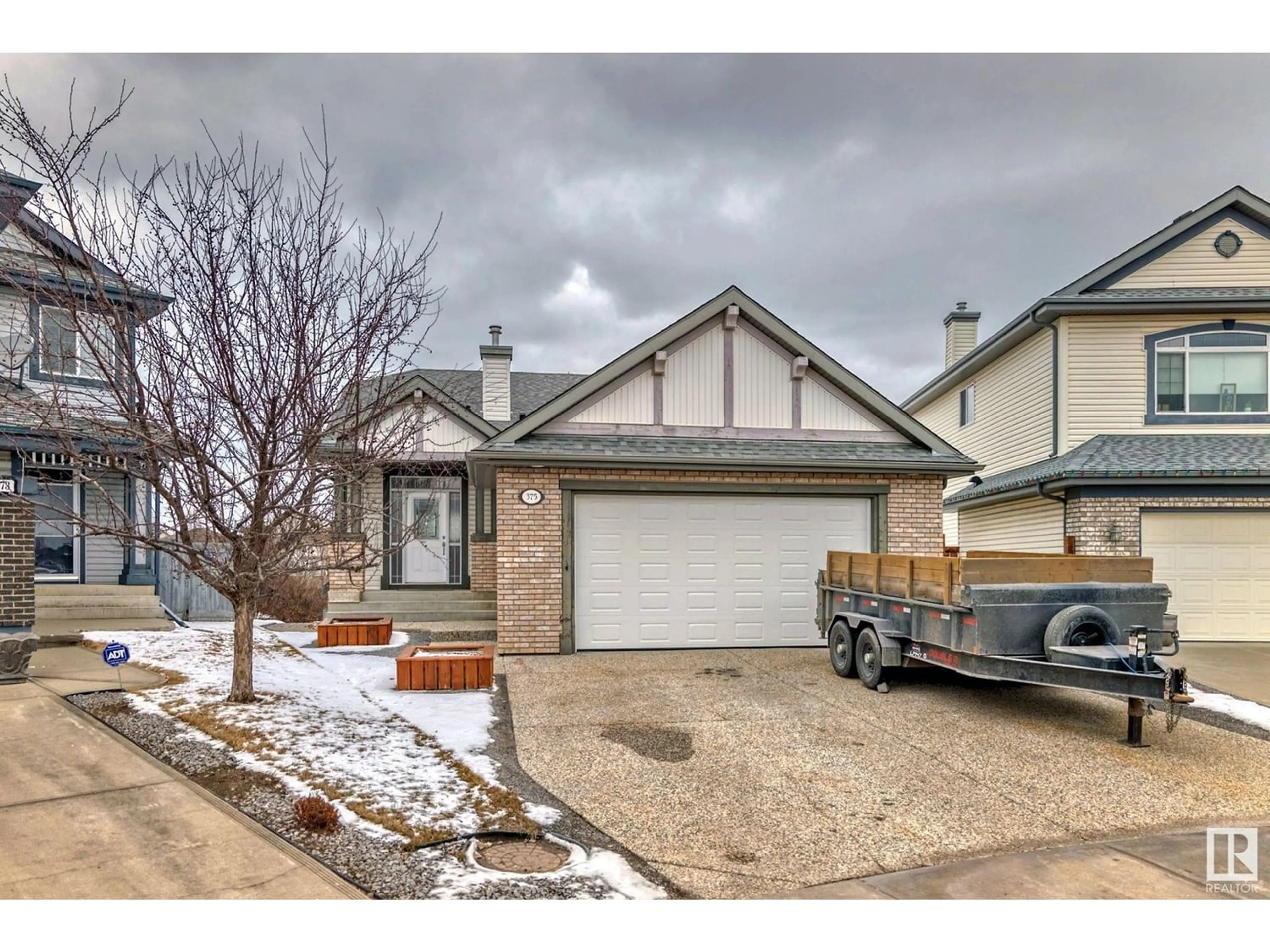 Frontside or backside of a home for 375 CALDERON CR NW, Edmonton Alberta T6V1R8