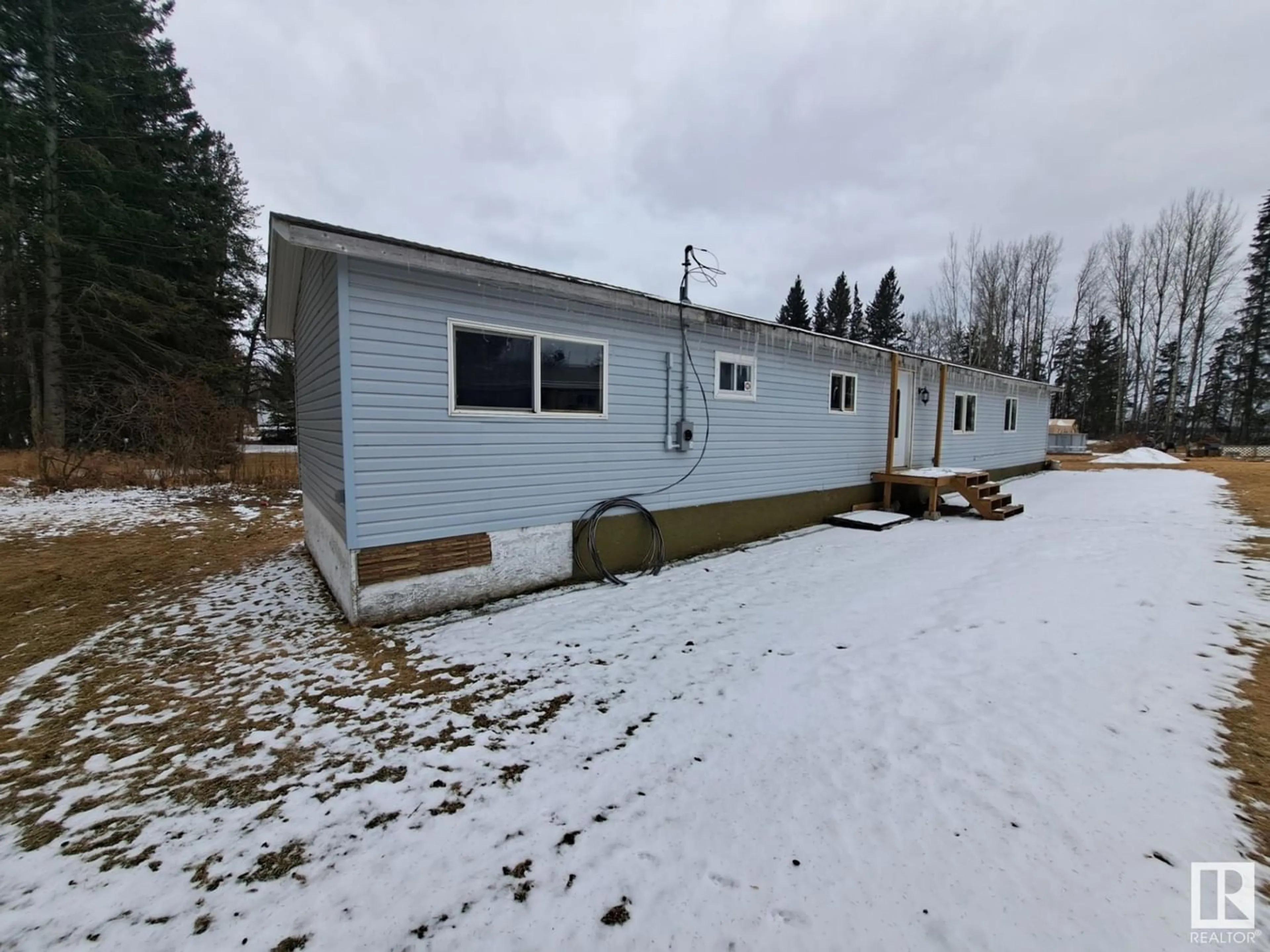 Outside view for 4708 55 ST, Fawcett Alberta T0G0Y0