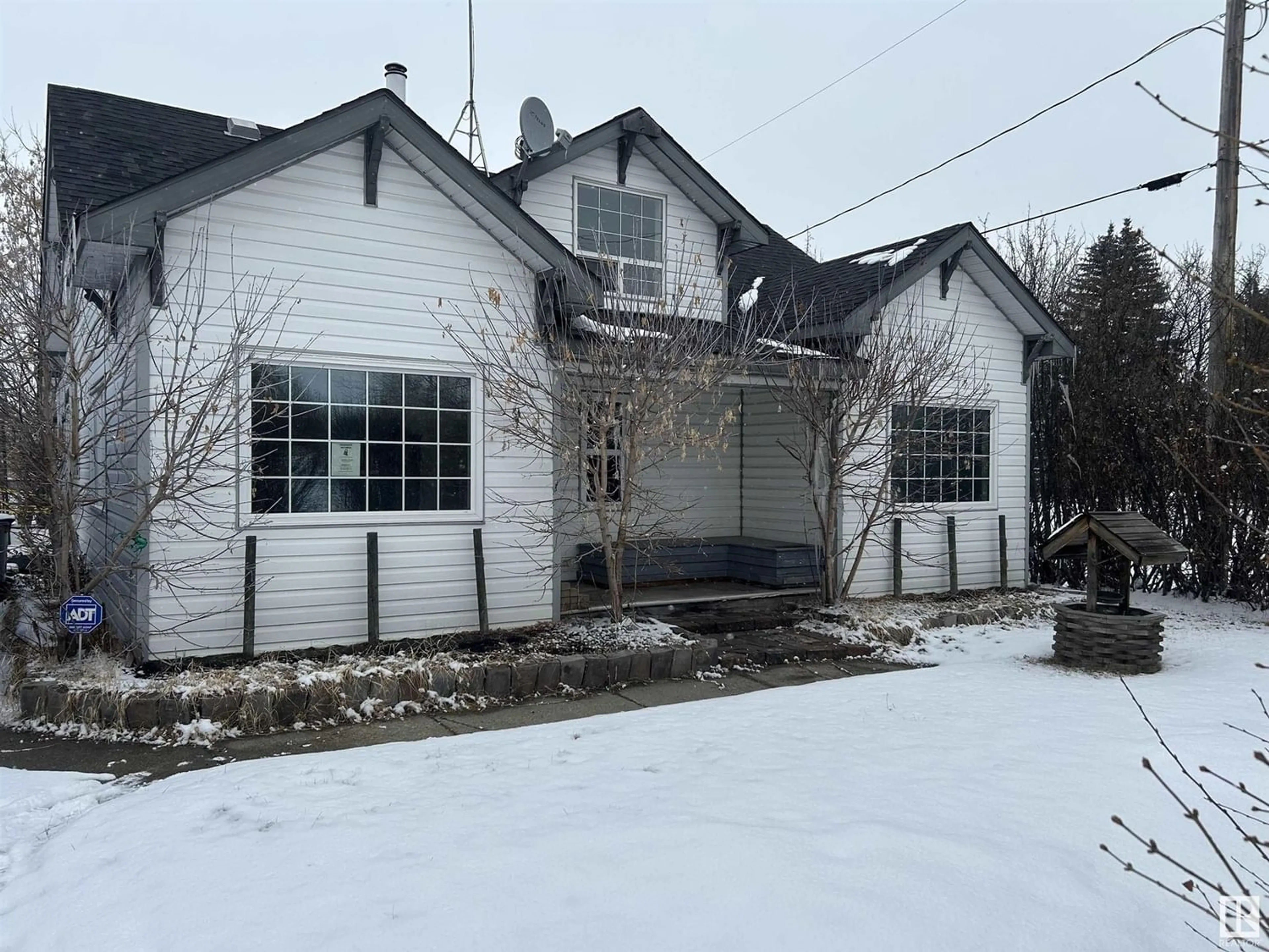 Frontside or backside of a home for 5016 52 AV, Warburg Alberta T0C2T0