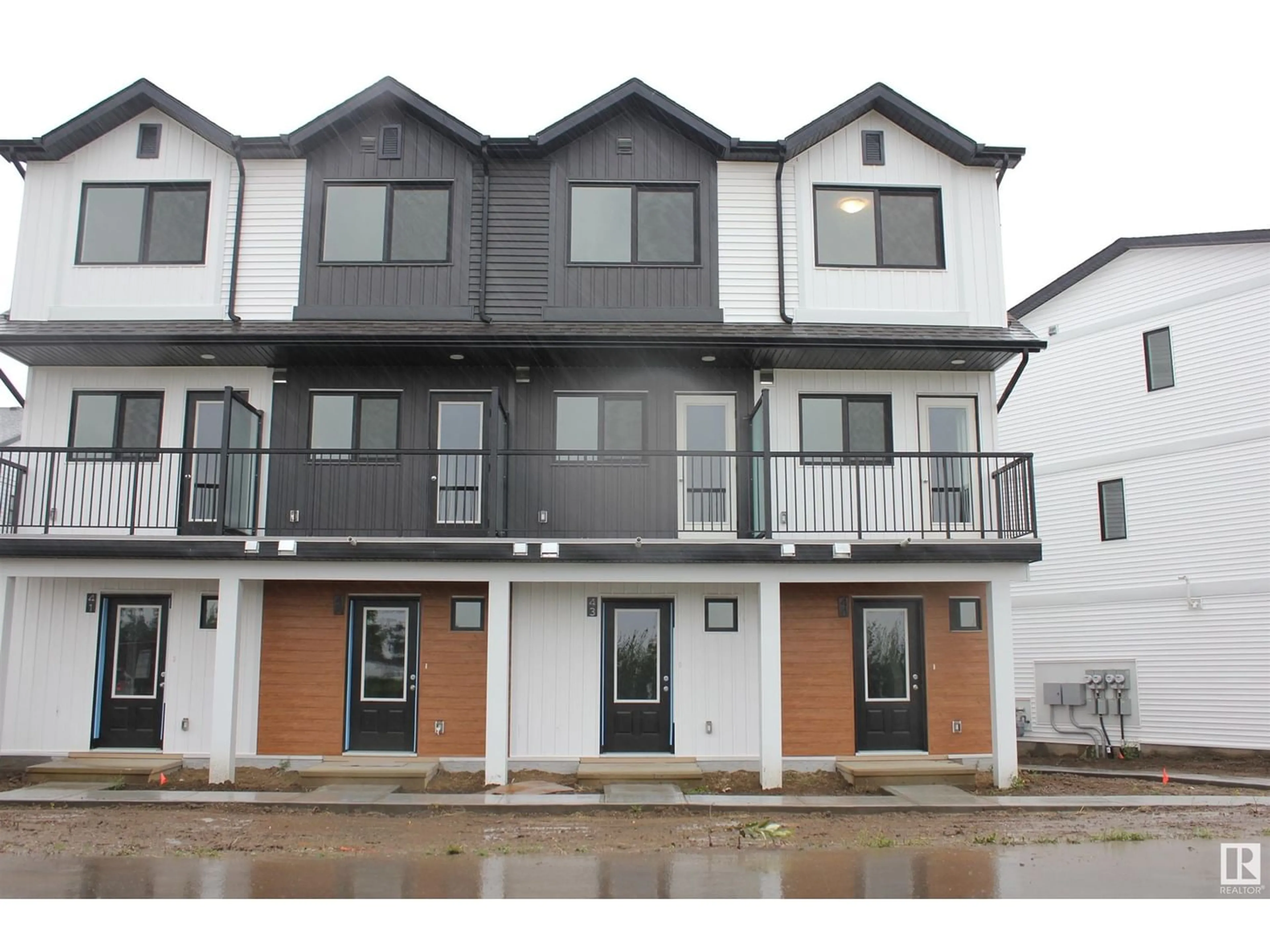 A pic from exterior of the house or condo for #30 850 Secord BV NW, Edmonton Alberta T5T7R9