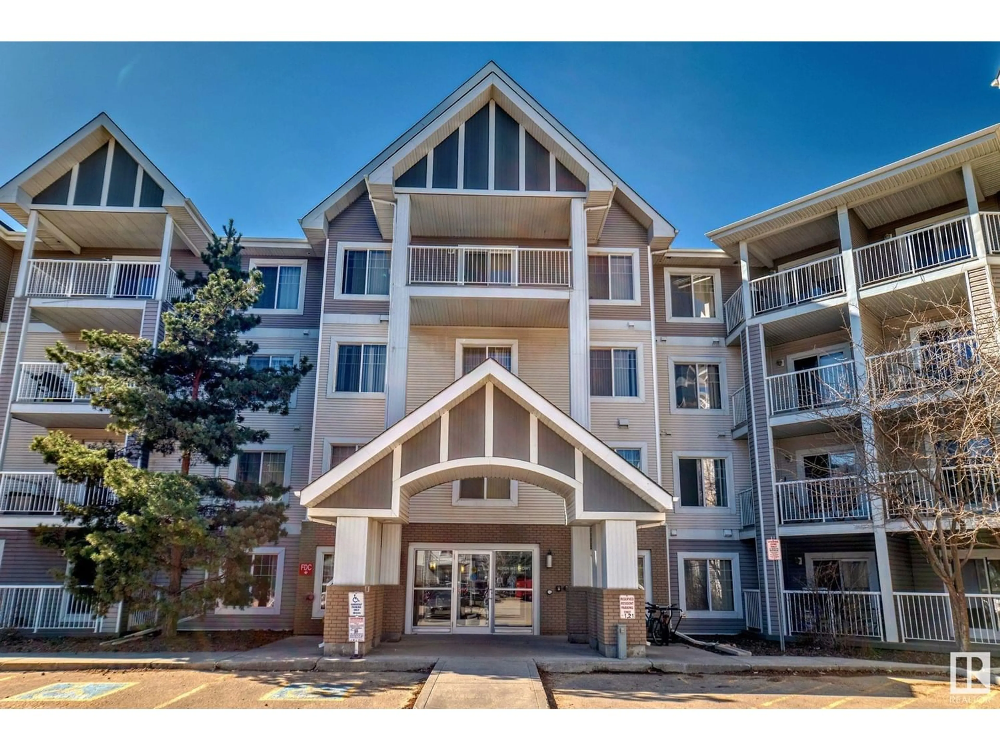 A pic from exterior of the house or condo for #117 4407 23 ST NW, Edmonton Alberta T6T0B6