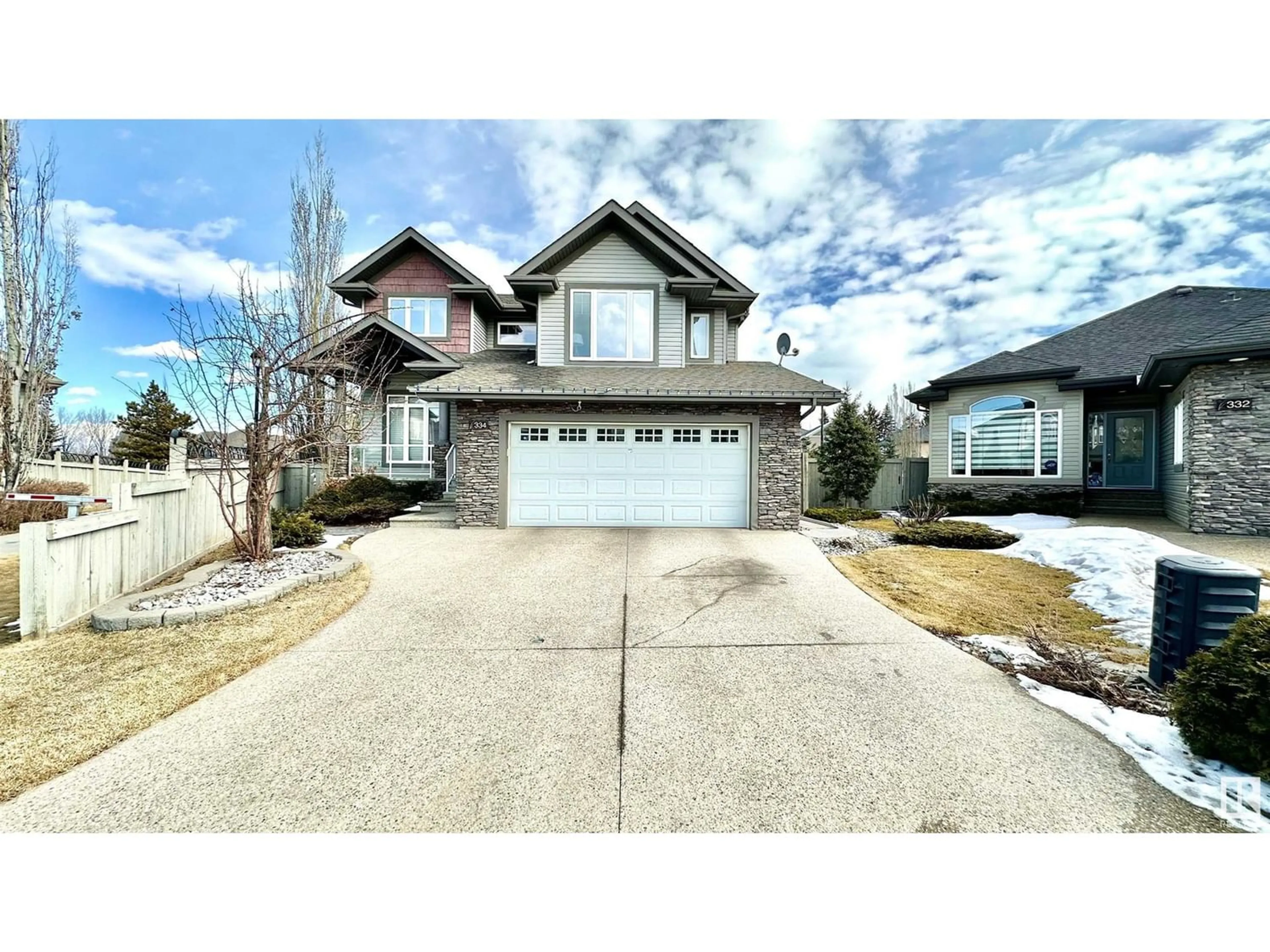 Frontside or backside of a home for 334 Callaghan CL SW, Edmonton Alberta T6W0R4
