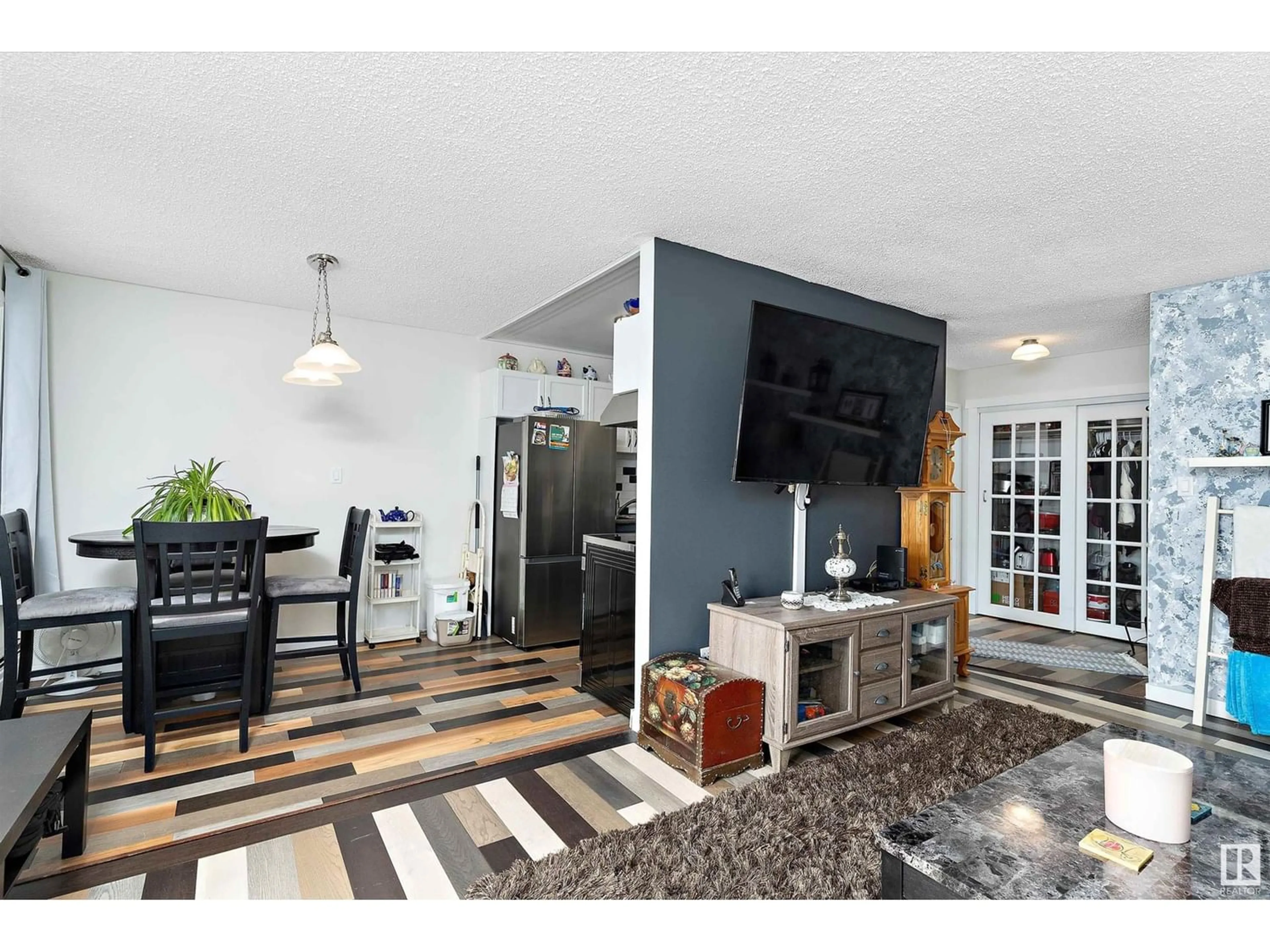 Living room for ## 3 13450 FORT RD NW, Edmonton Alberta T5A1C5