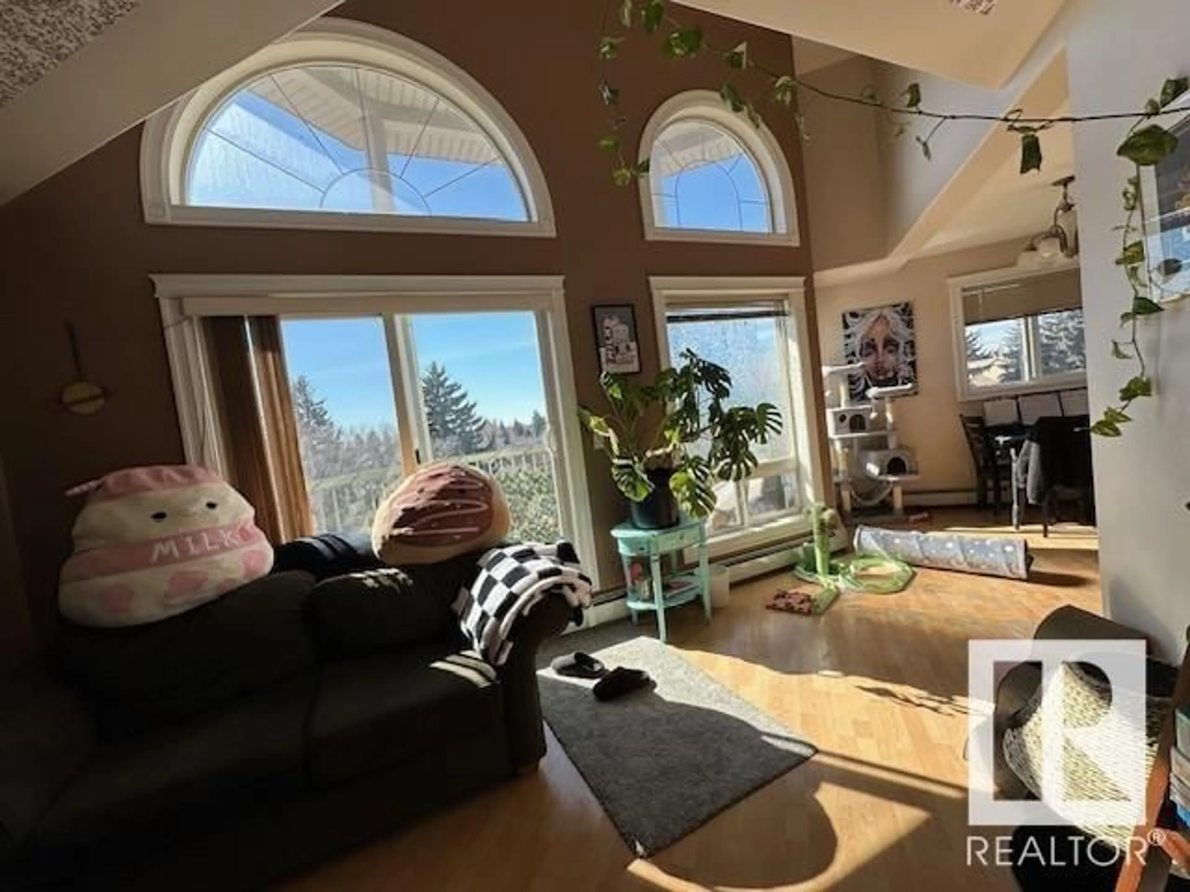 A pic of a room for #405 11207 116 ST NW NW, Edmonton Alberta T5G3K5