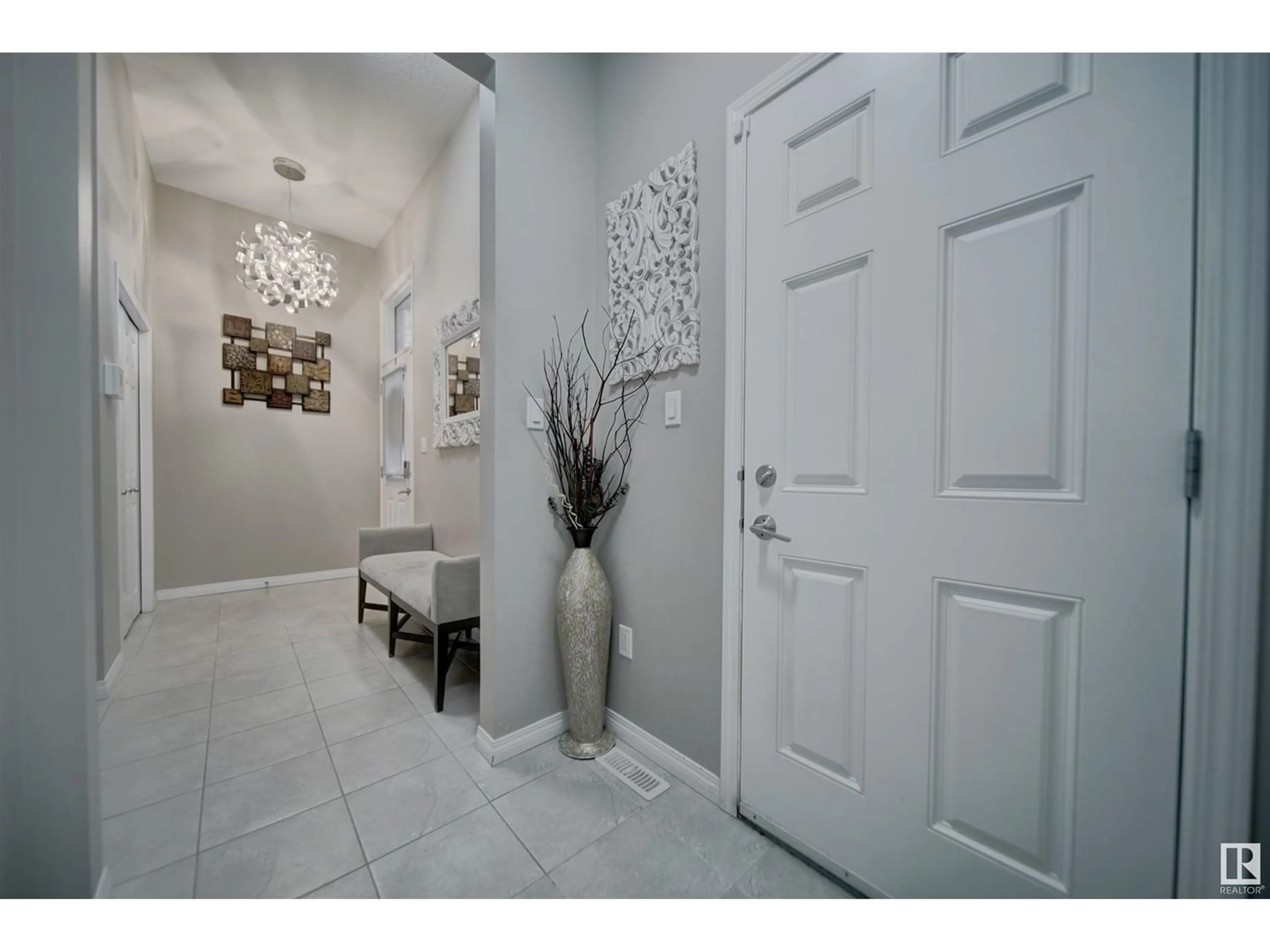 Indoor entryway for 3419 ABBOTT WY SW, Edmonton Alberta T6W2M3