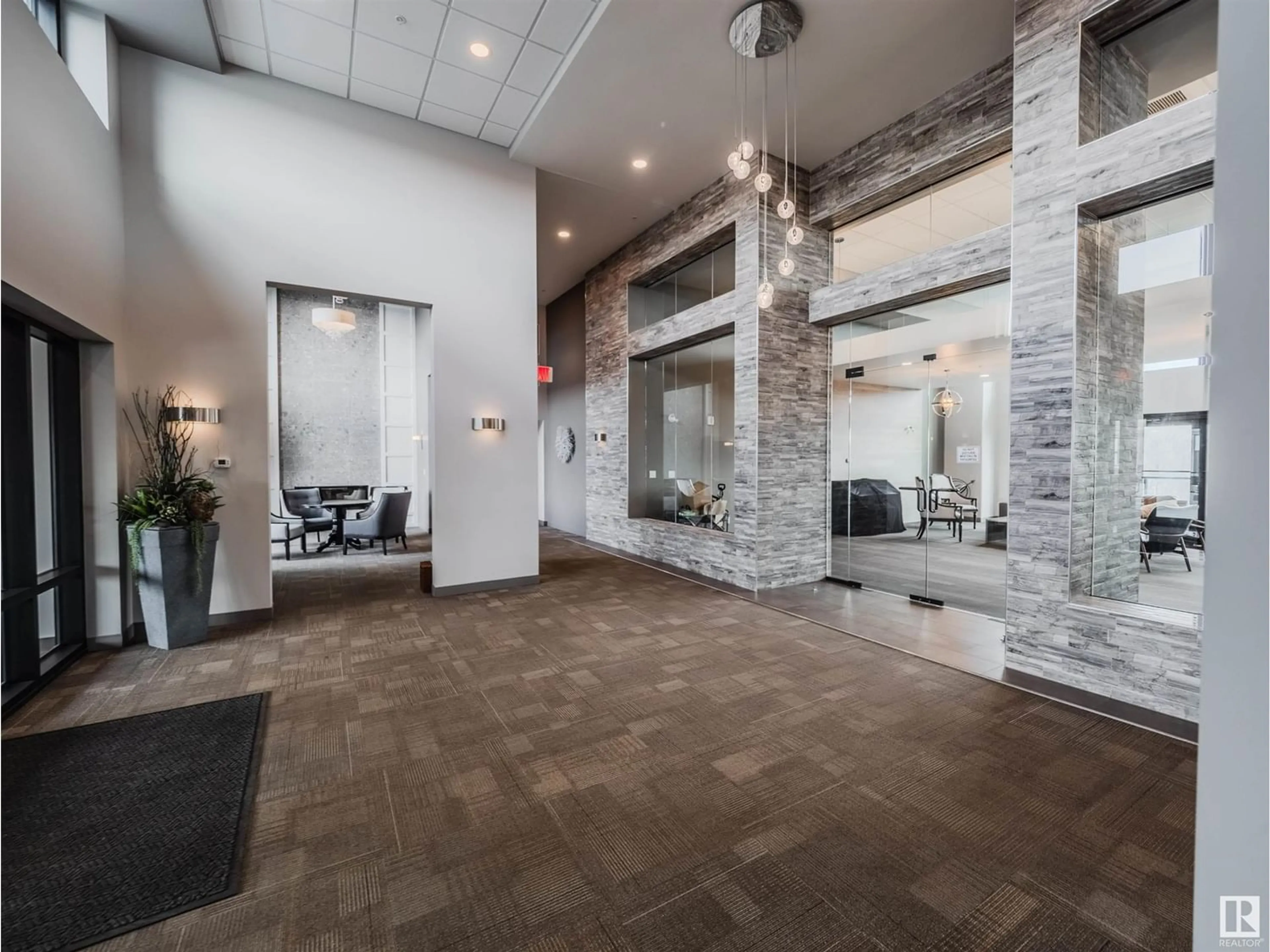 Indoor lobby for #712 200 BELLEROSE DR, St. Albert Alberta T8N7P7