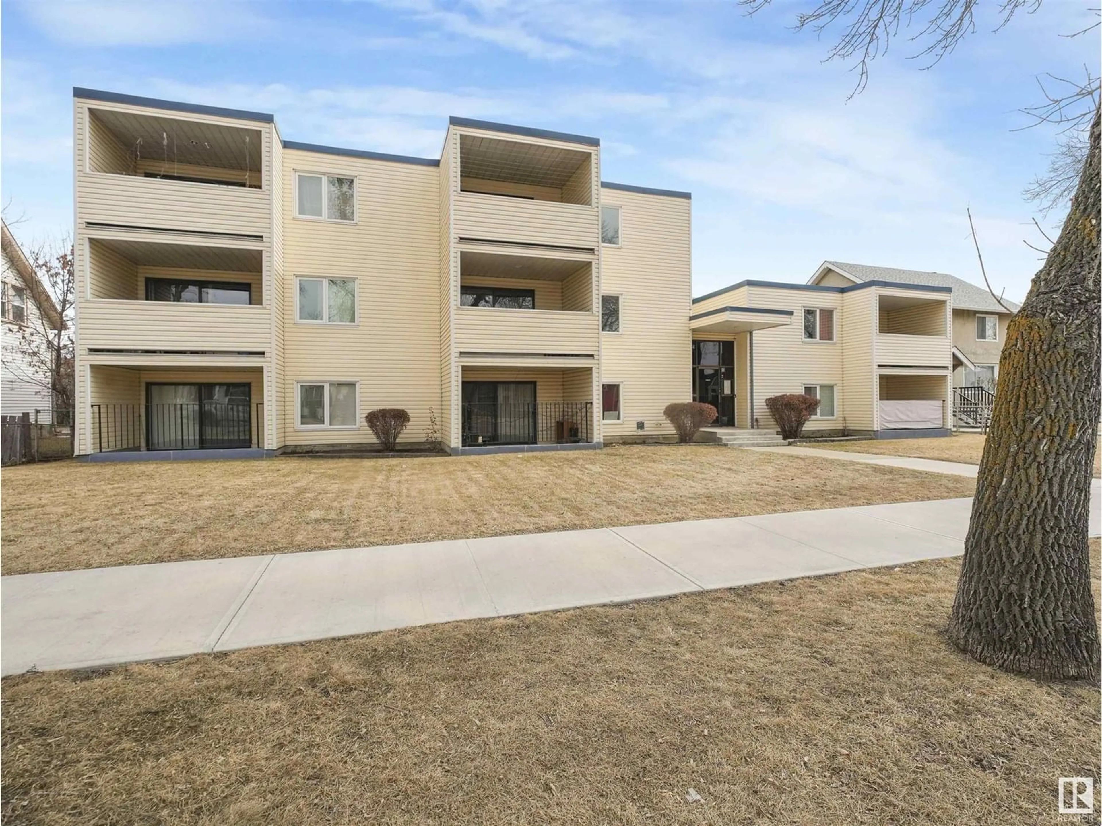 A pic from exterior of the house or condo for #301 11043 108 ST NW, Edmonton Alberta T5H3A8