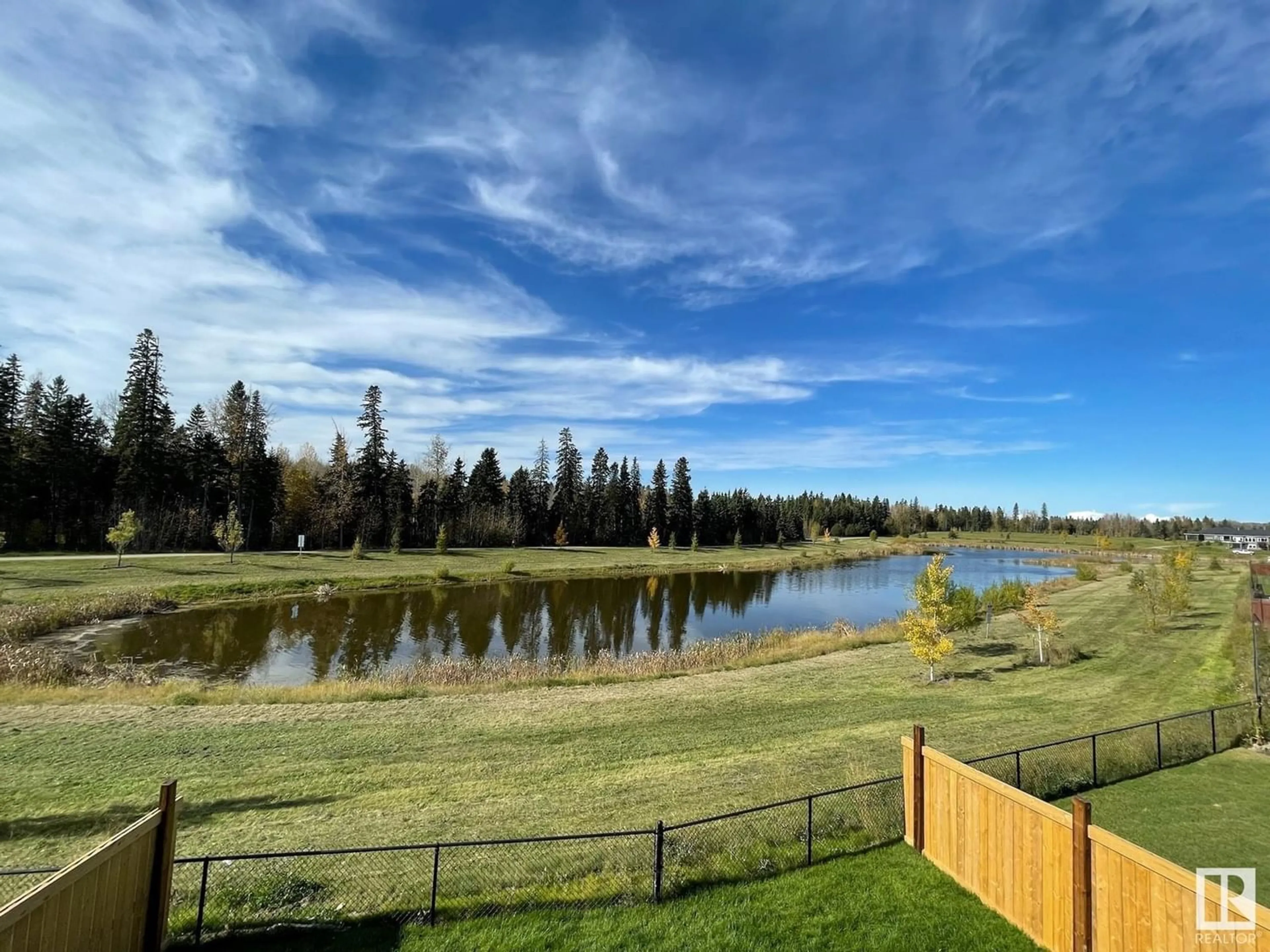 Fenced yard for 140 HEMINGWAY CR, Spruce Grove Alberta T7X2W9