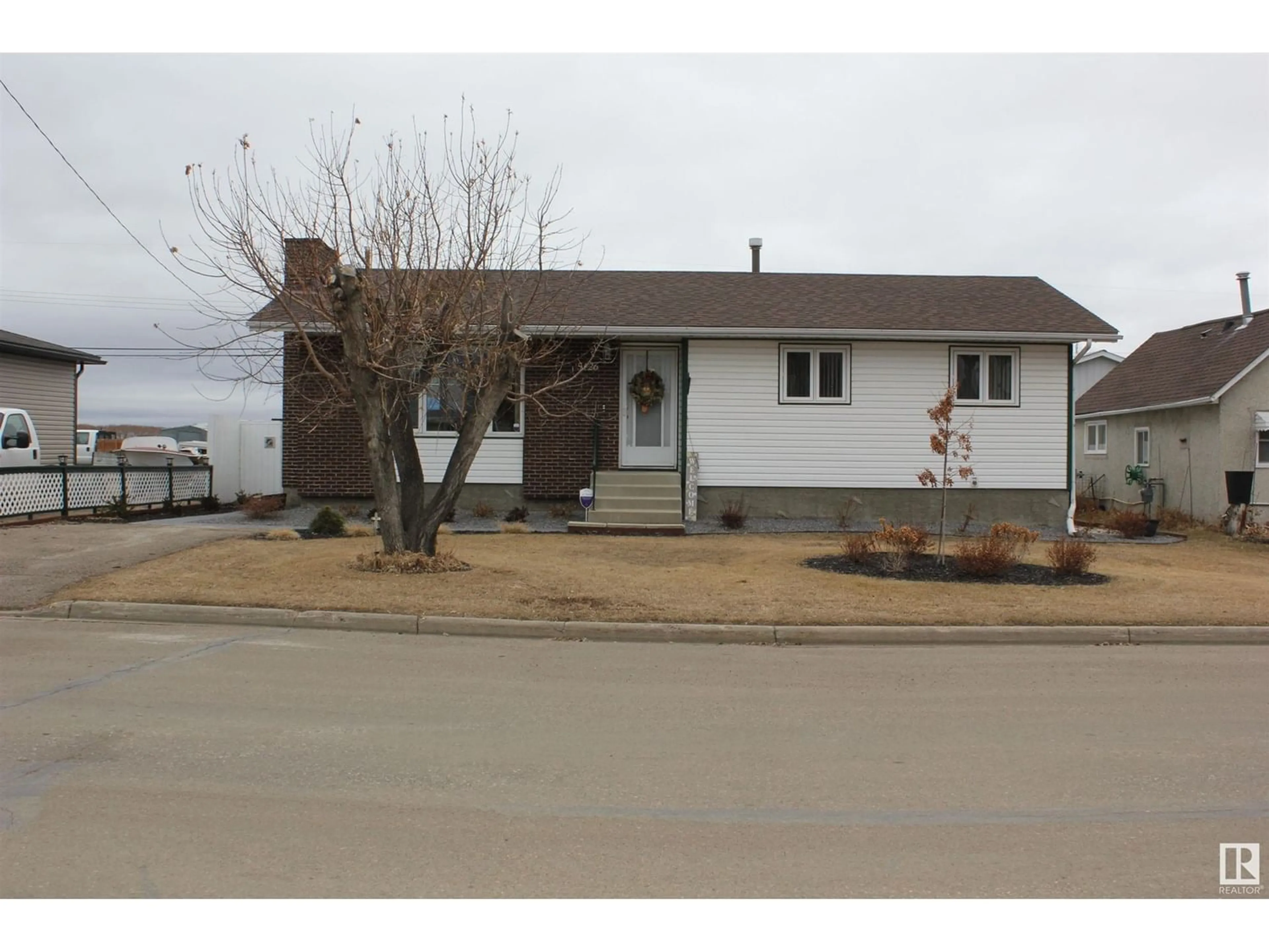 Frontside or backside of a home for 5126 55 AV, St. Paul Town Alberta T0A3A1