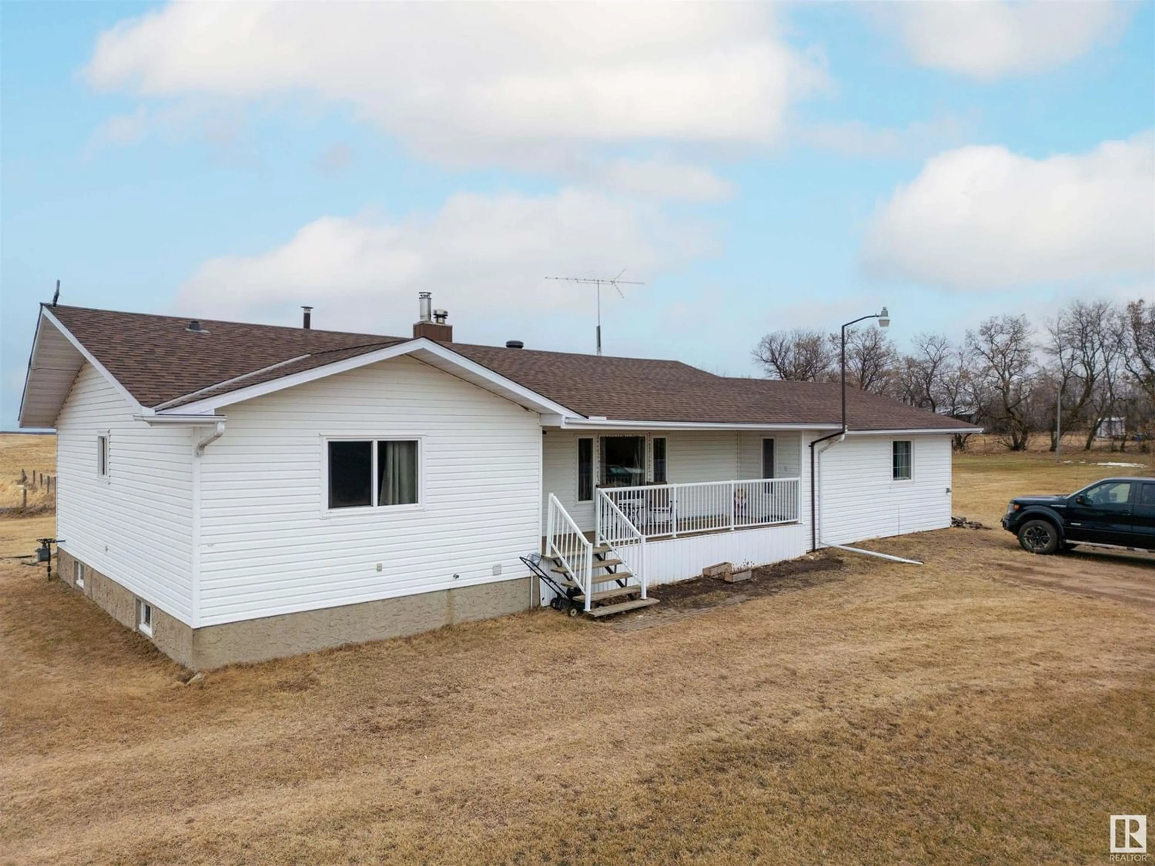 Frontside or backside of a home for 59251 RGE RD 172, Rural Smoky Lake County Alberta T0A3C0