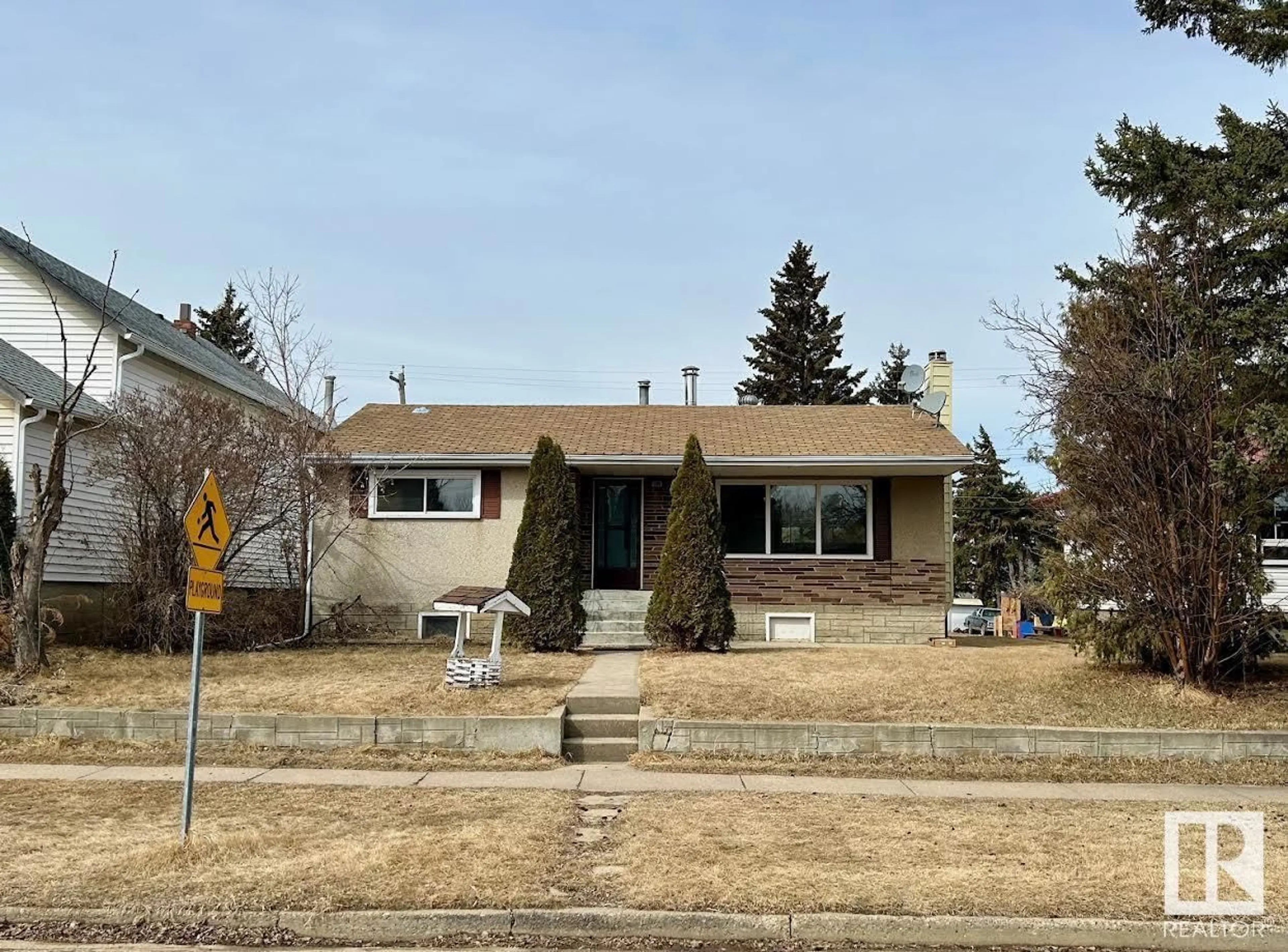 Frontside or backside of a home for 5508 50 ST, Tofield Alberta T0B4J0