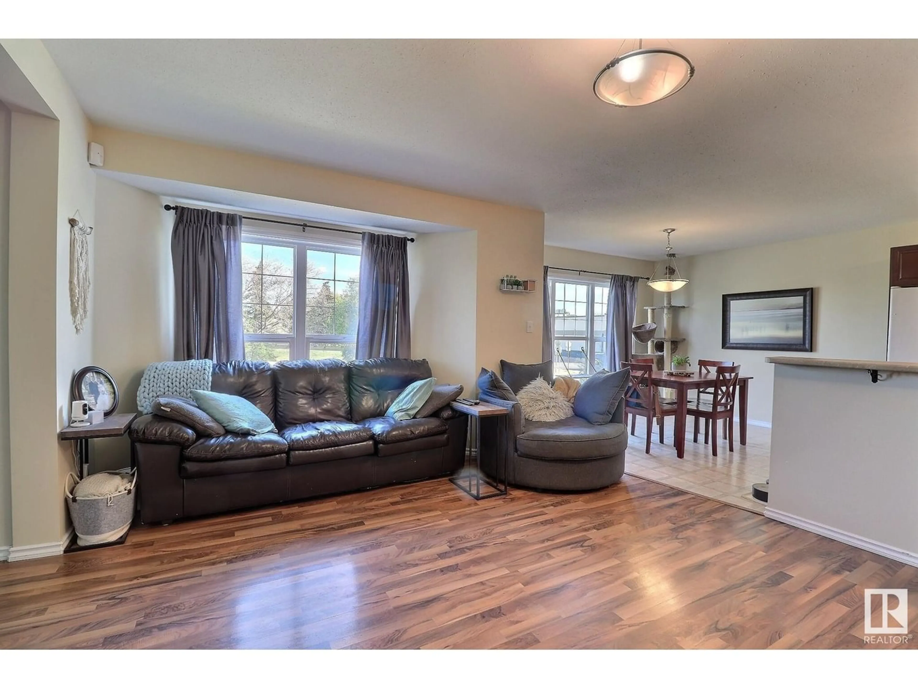 Living room, wood floors for 5104 56 ST, St. Paul Town Alberta T0A3A1