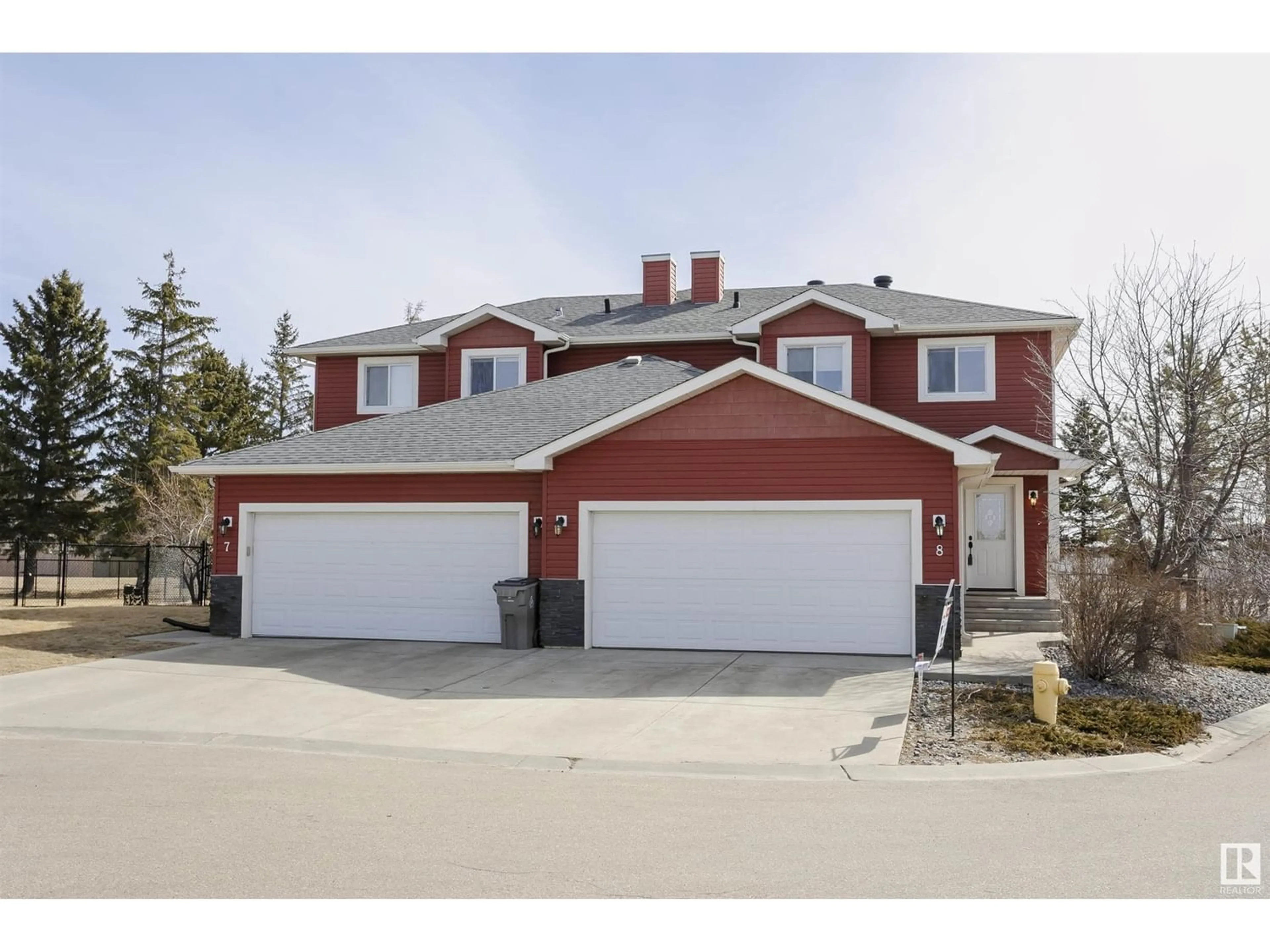 Frontside or backside of a home for #8 520 Sunnydale RD, Morinville Alberta T8R0C2