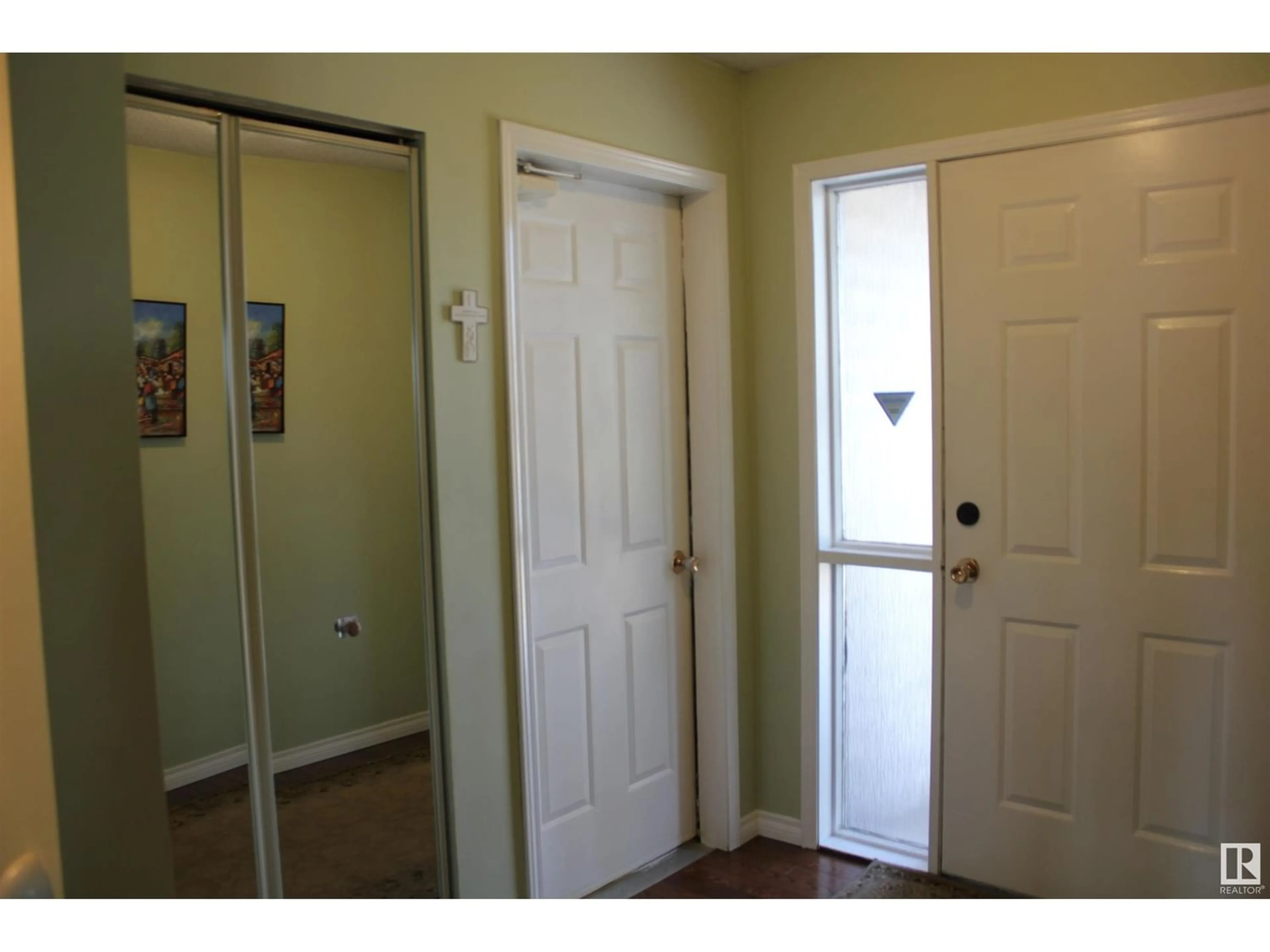 Indoor entryway, unknown floor for 5117 58 AV, Elk Point Alberta T0A1A0