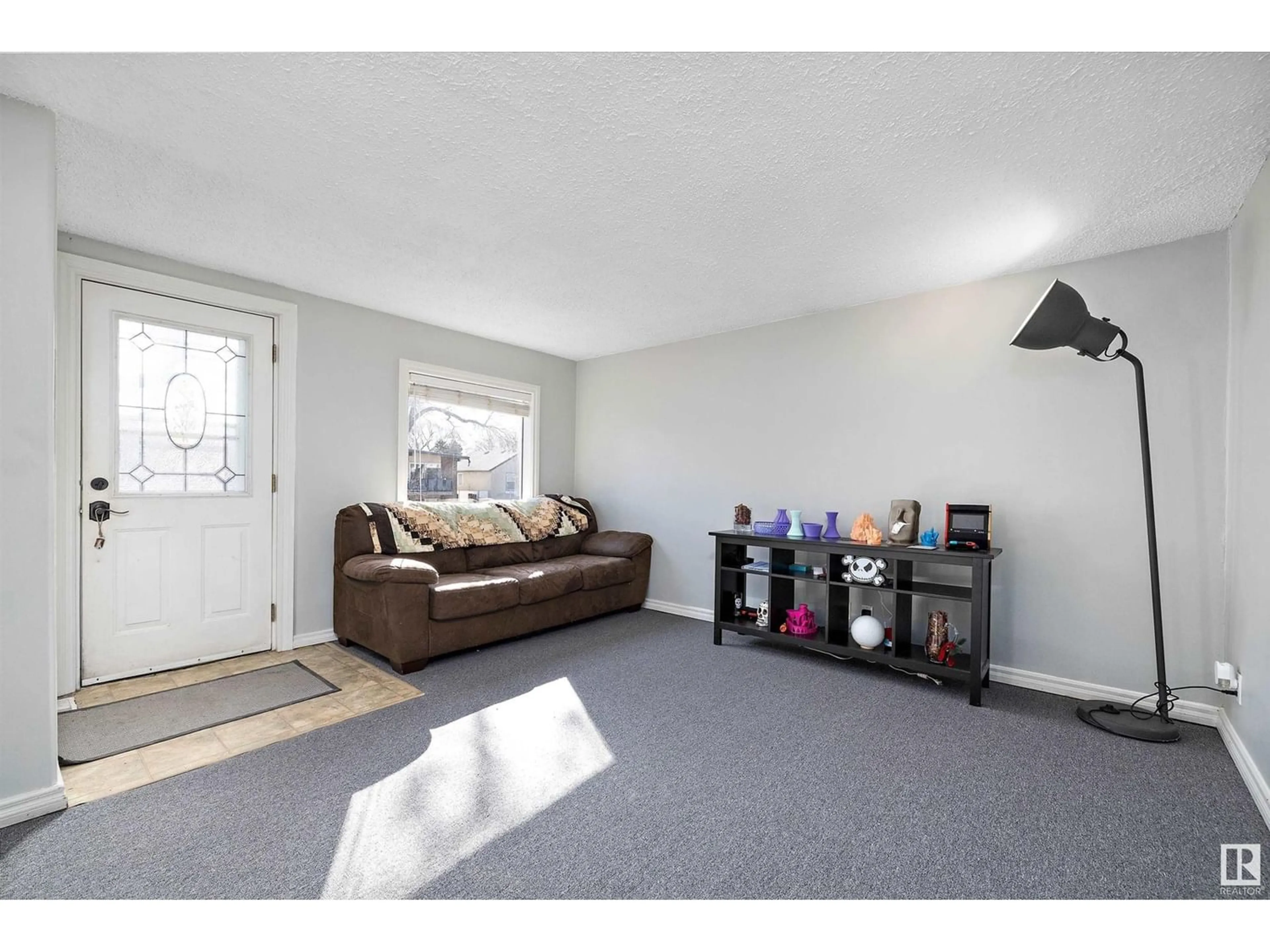 A pic of a room for 13034 65 ST NW, Edmonton Alberta T5A1A1