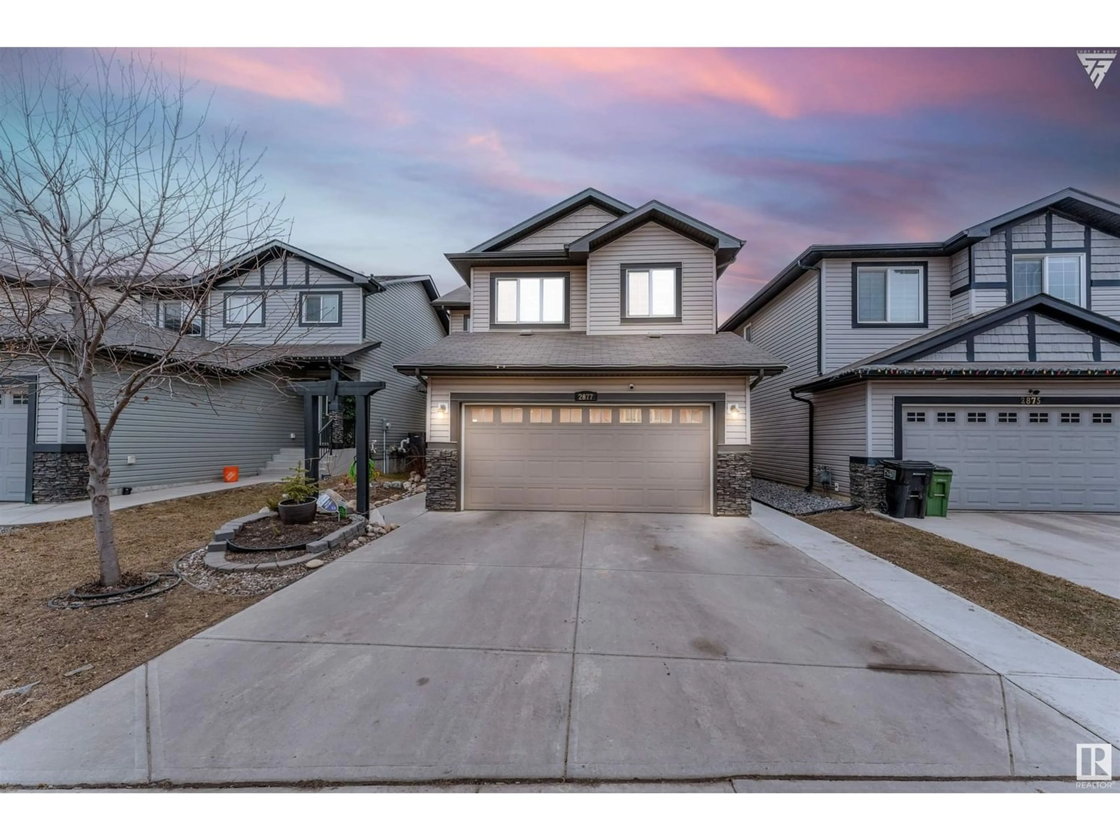 Frontside or backside of a home for 2877 MAPLE WY NW NW, Edmonton Alberta T6T0W8