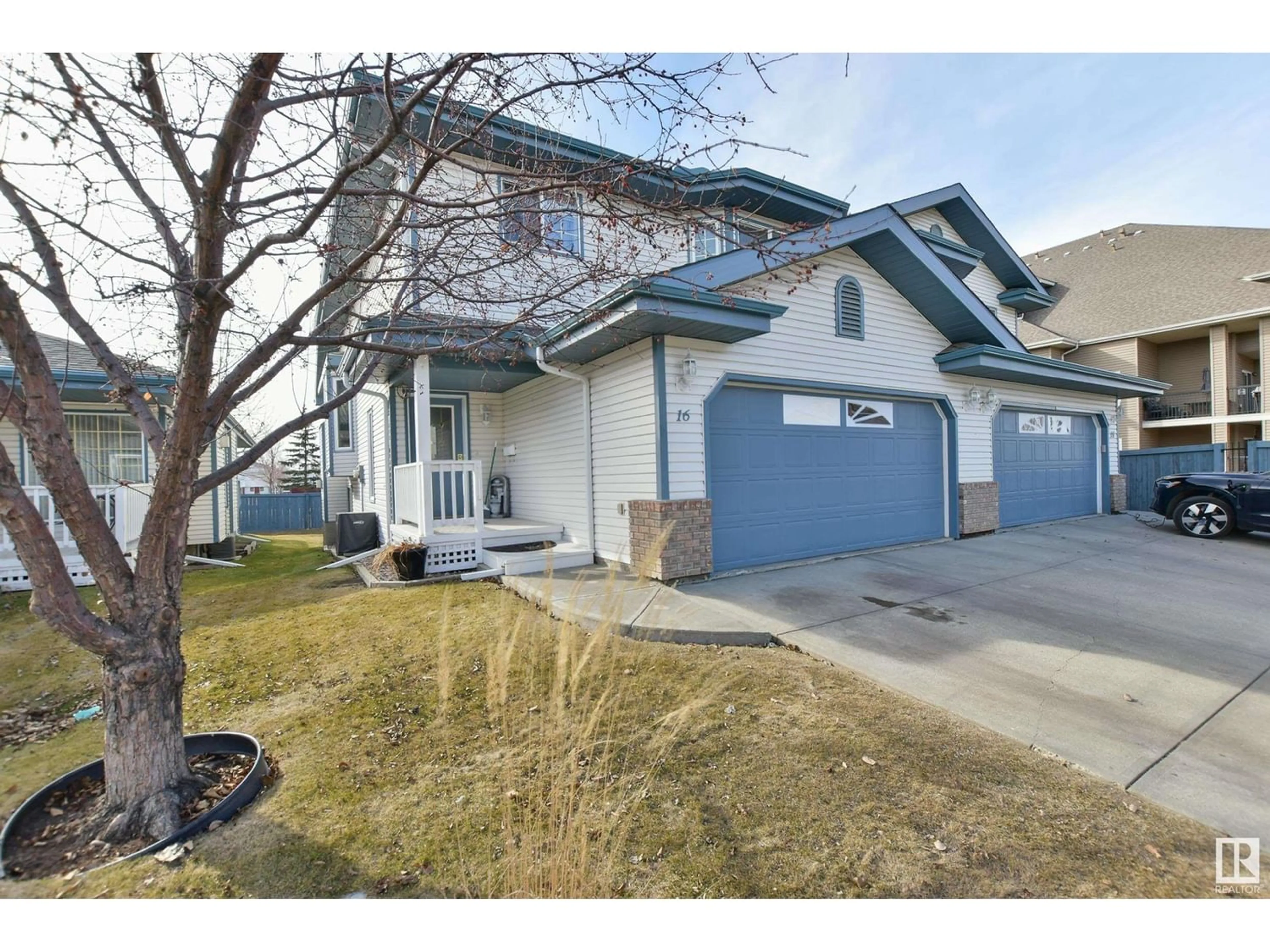 A pic from exterior of the house or condo for #16 17418 98A AV NW, Edmonton Alberta T5T6G2