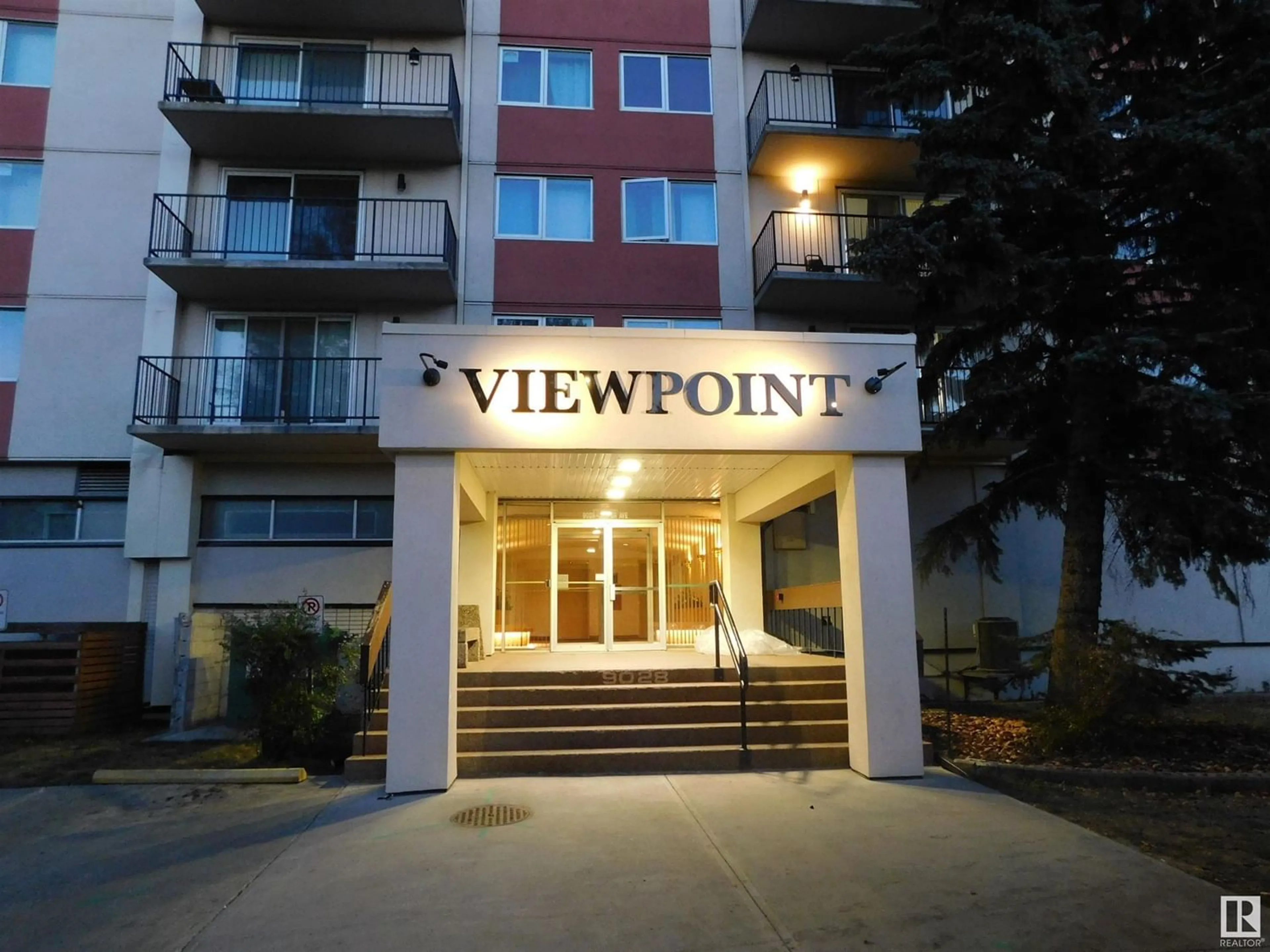 A pic from exterior of the house or condo for #904 9028 JASPER AV NW, Edmonton Alberta T5H3Y2