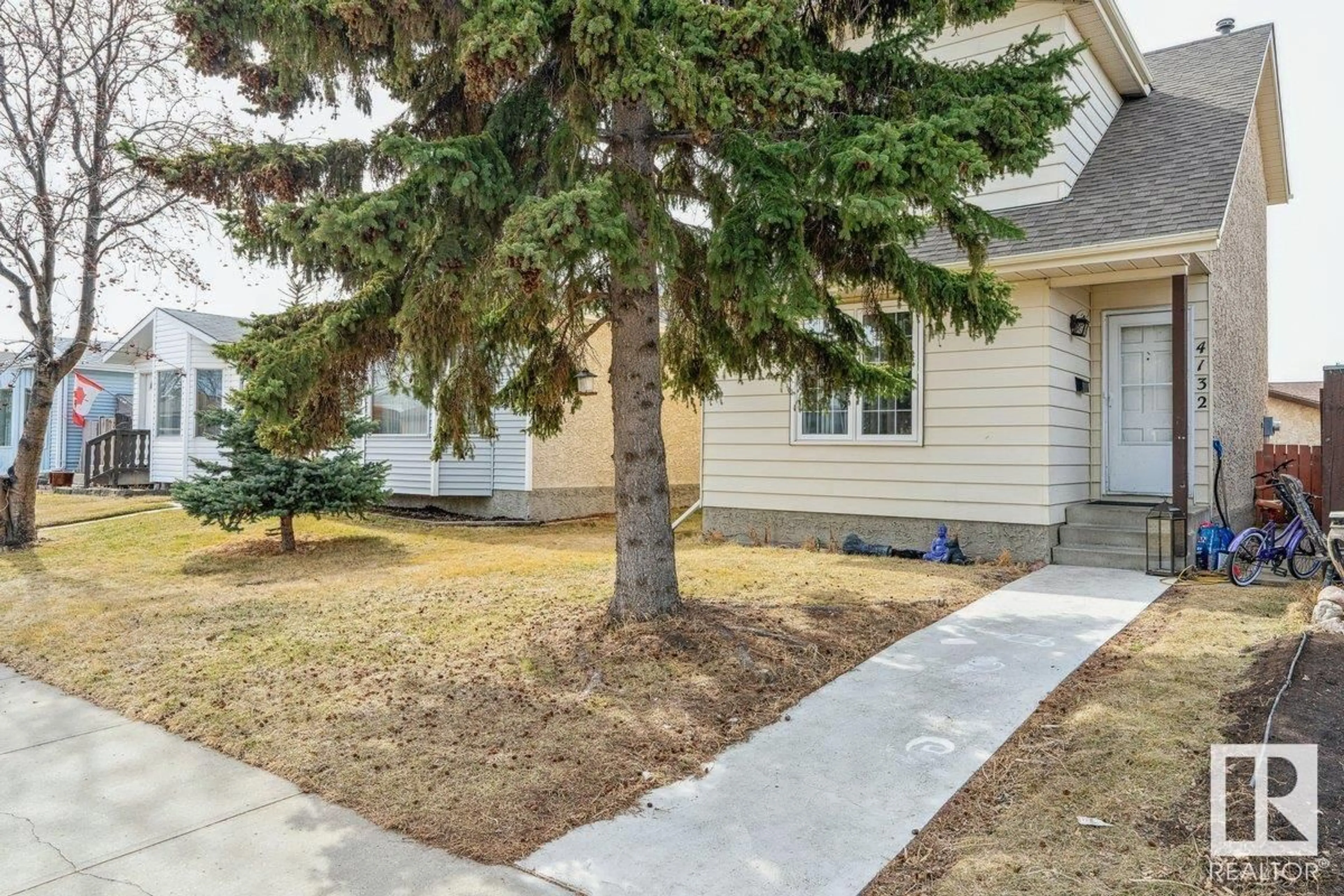 A pic from exterior of the house or condo for 4132 36 ST NW, Edmonton Alberta T6L5M6