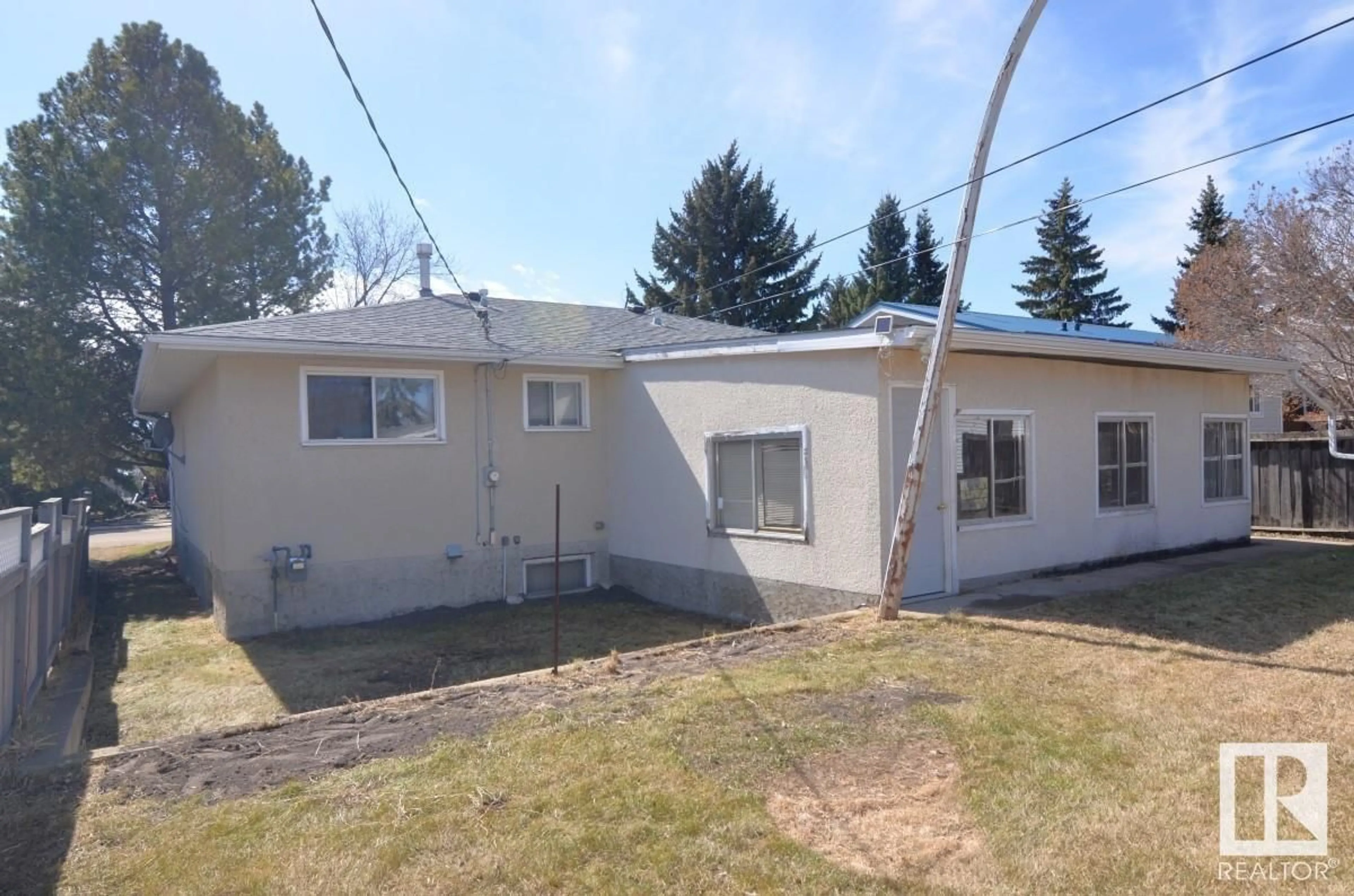 Frontside or backside of a home for 4740 56 AV, Tofield Alberta T0B4J0