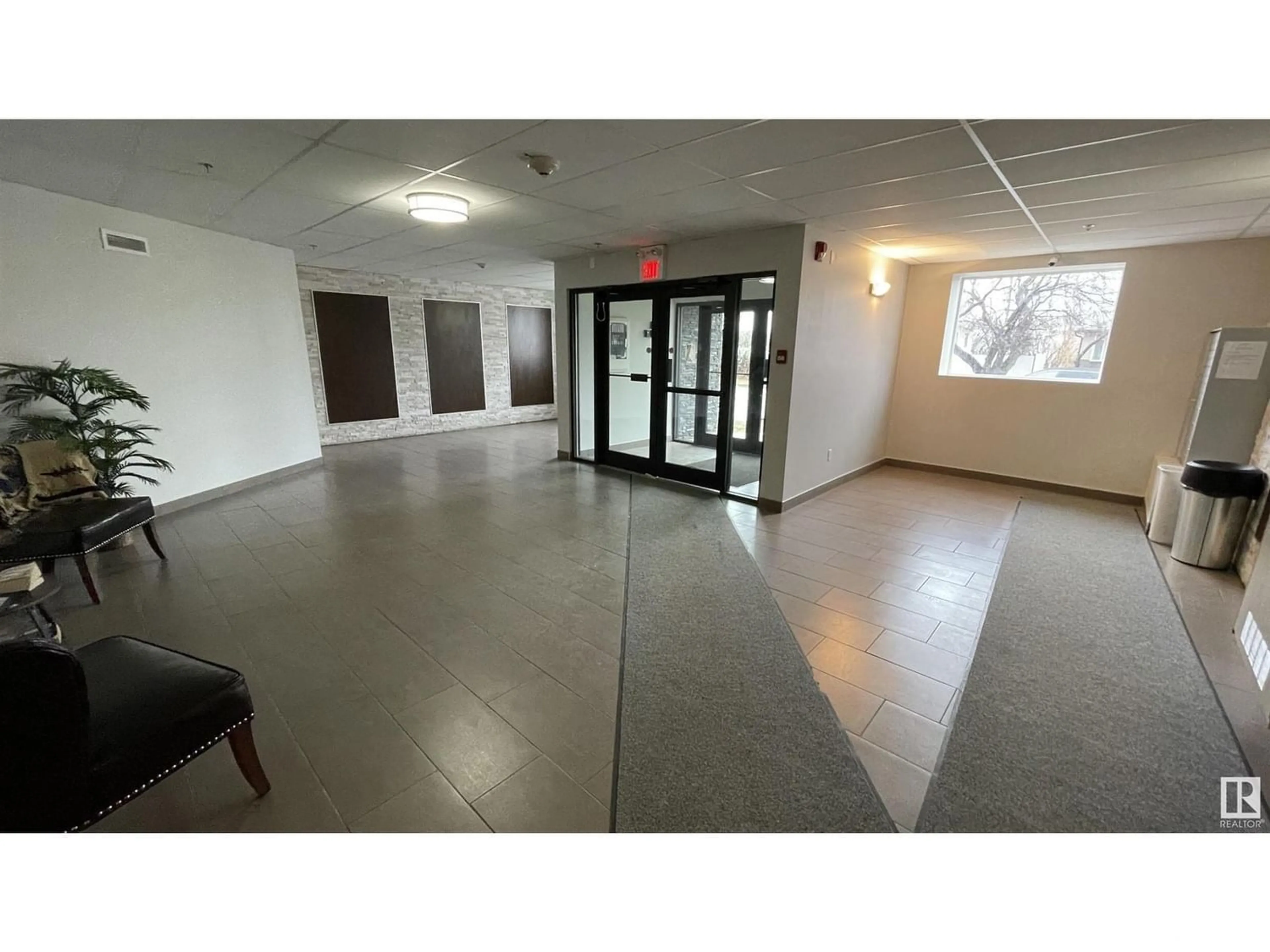 Other indoor space for #301 5302 51 ST, Bonnyville Town Alberta T9N2E3