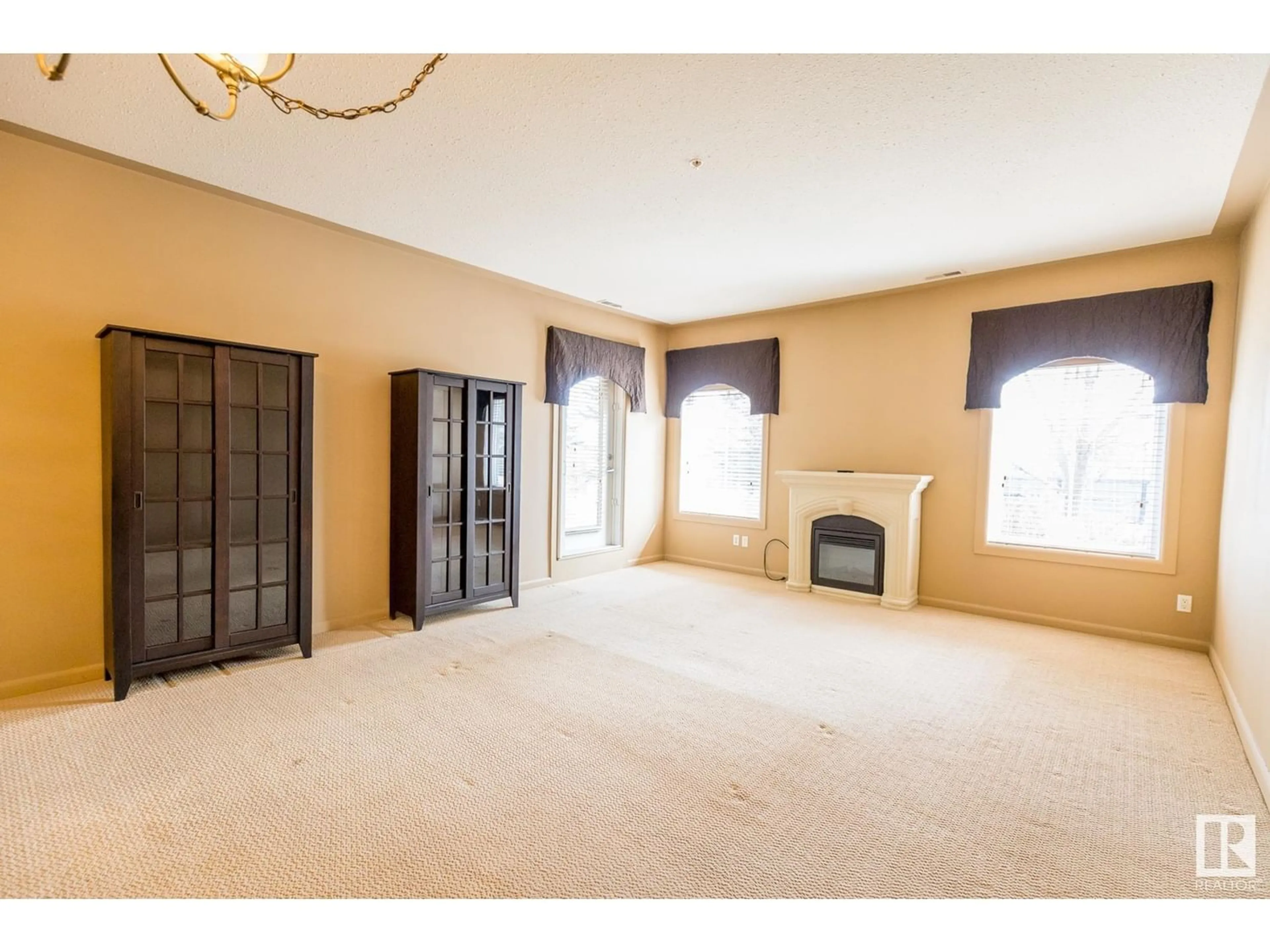 A pic of a room for #137 160 MAGRATH RD NW, Edmonton Alberta T6R3T7