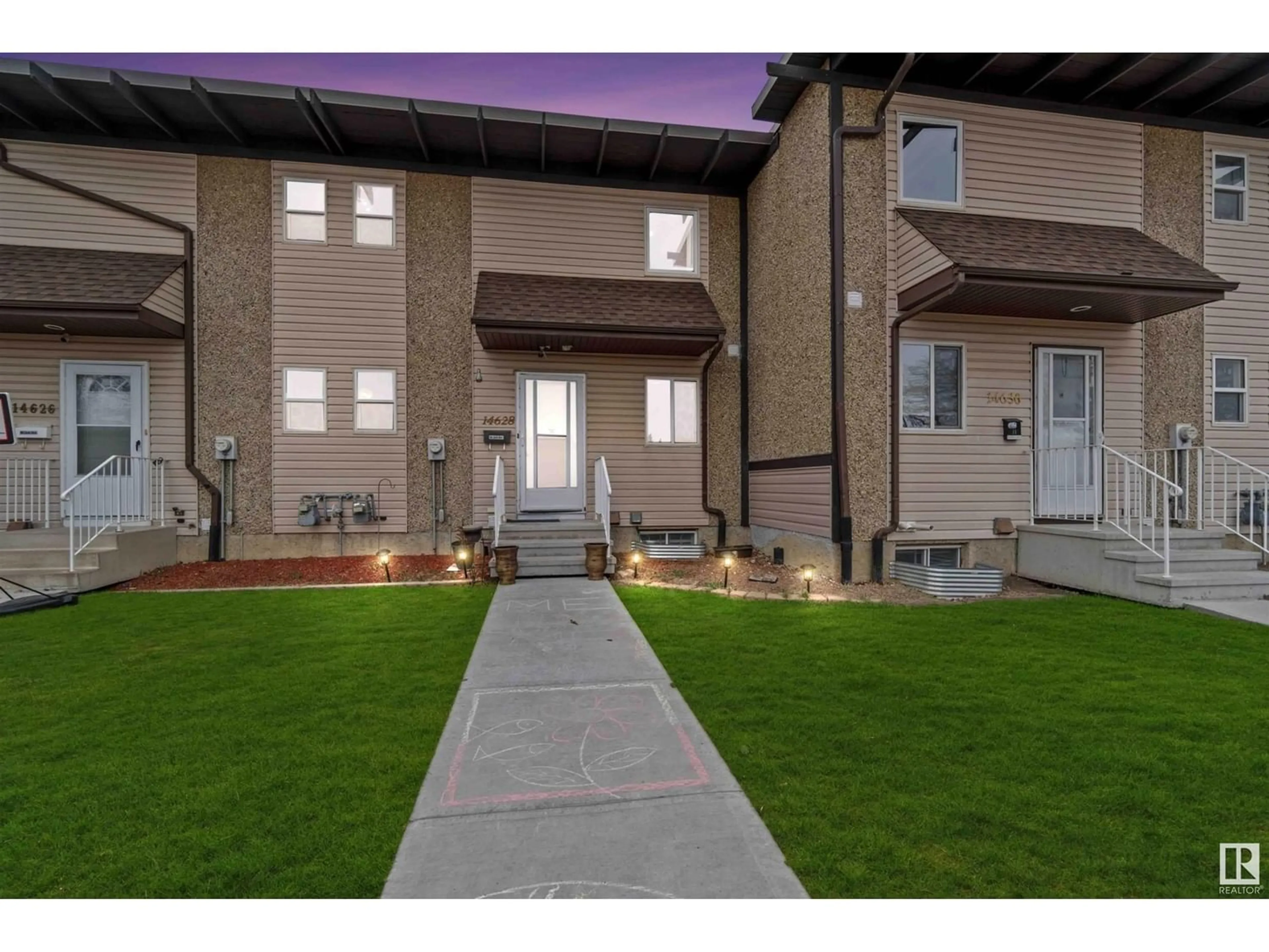 A pic from exterior of the house or condo for 14628 121 ST NW, Edmonton Alberta T5X1T8