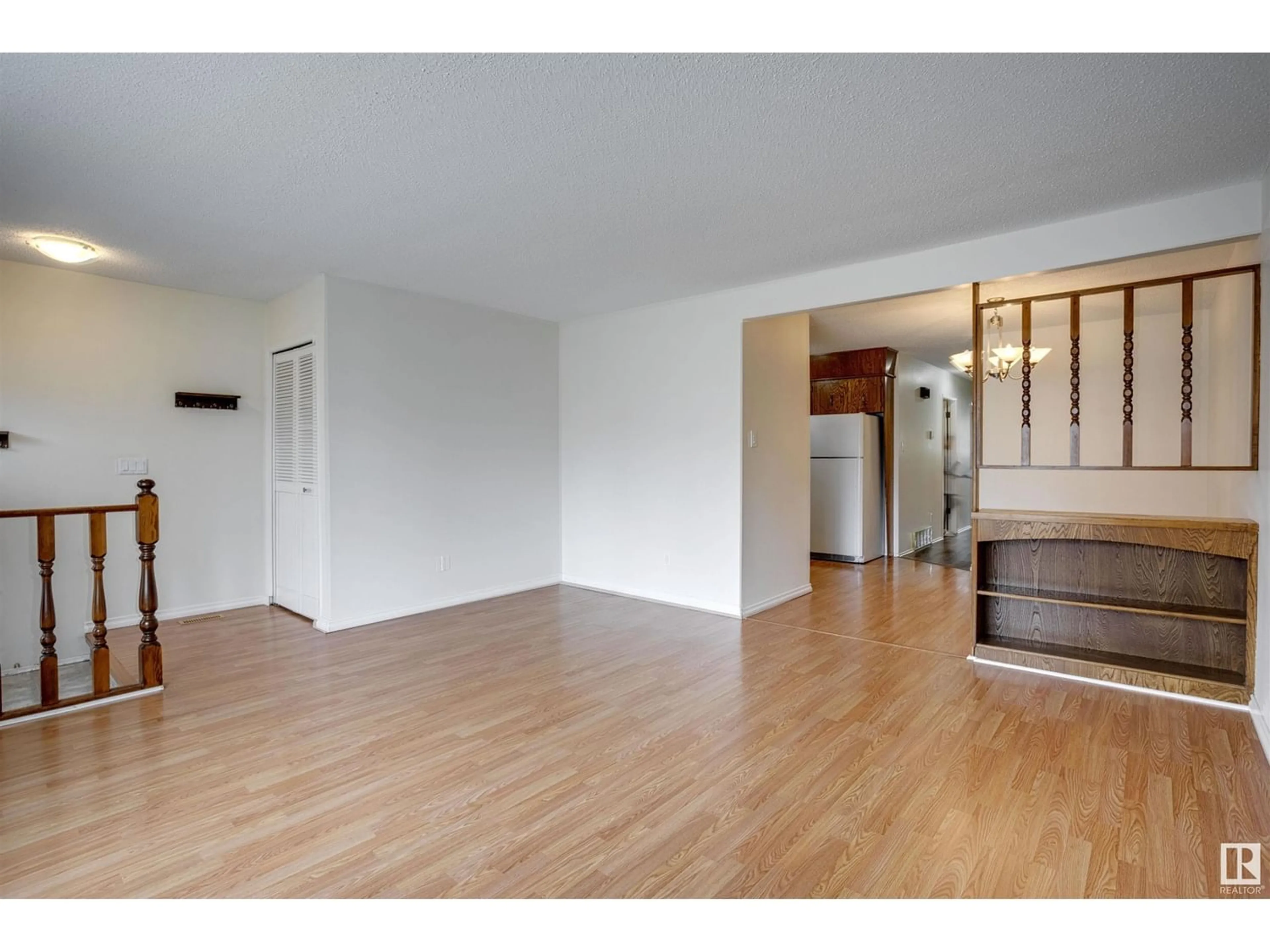 A pic of a room for 8560 88 ST NW, Edmonton Alberta T6C3J5