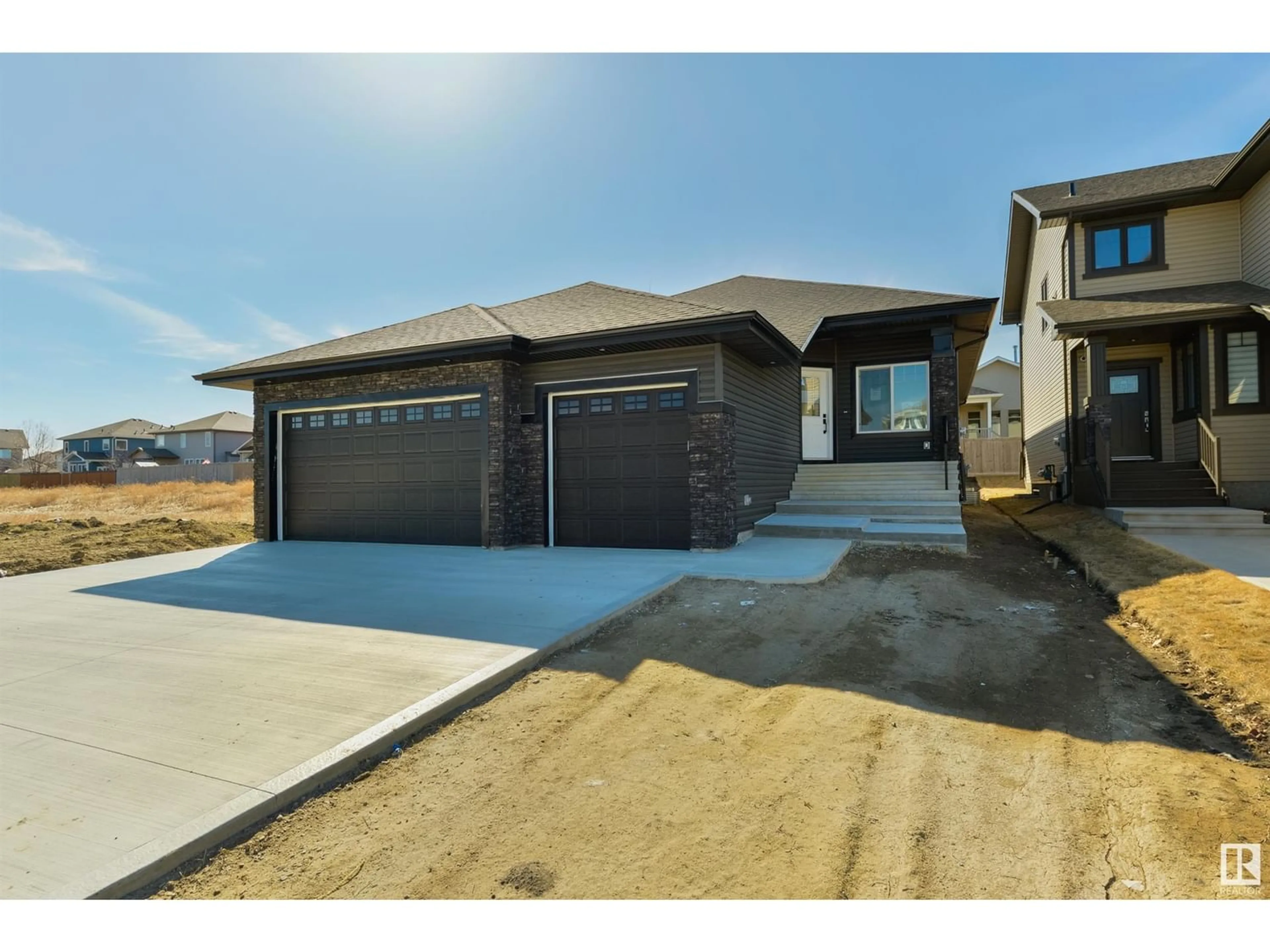 Frontside or backside of a home for 5 DARBY CR, Spruce Grove Alberta T7X0W9