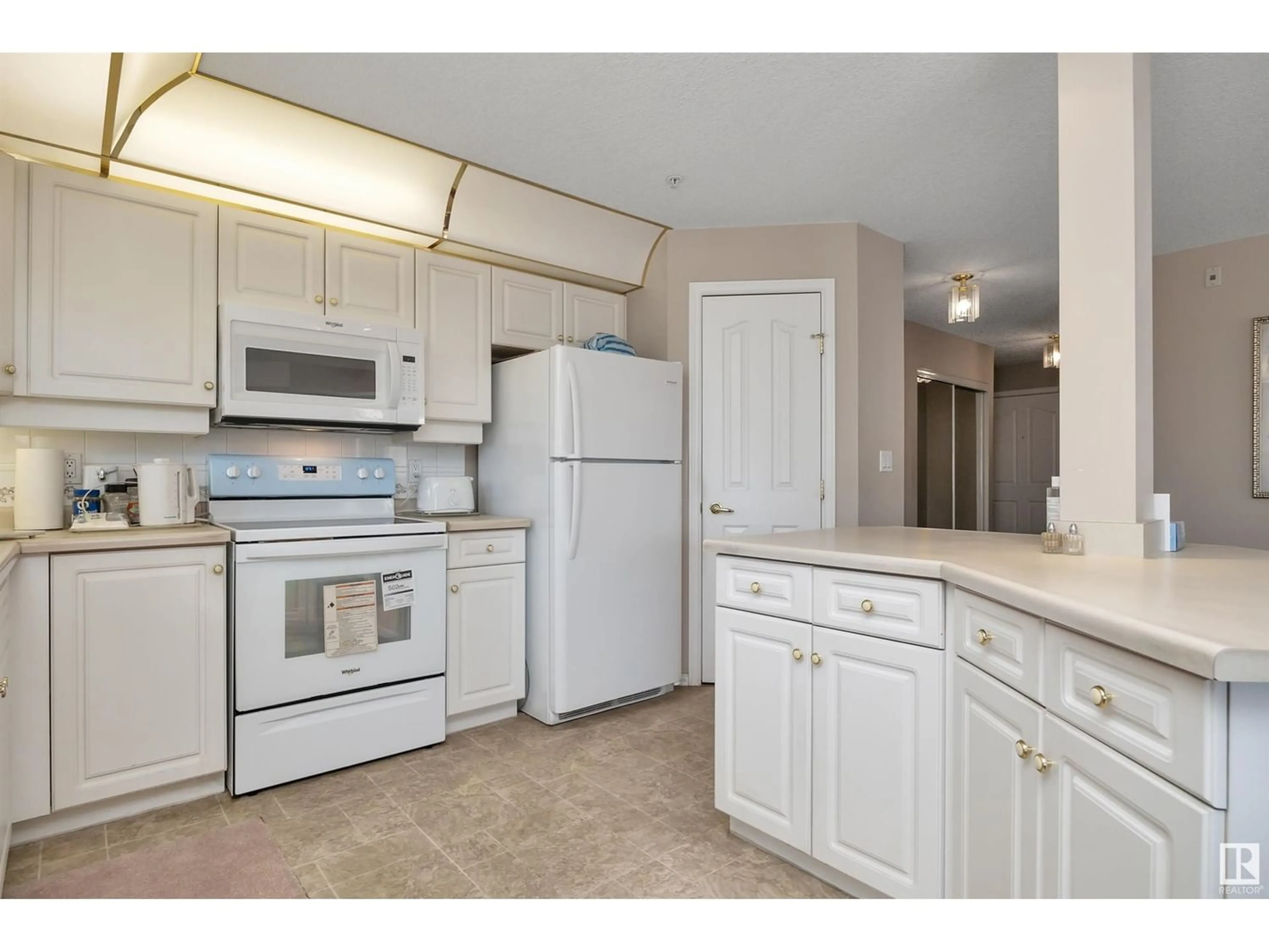 Standard kitchen for #301 6703 172 ST NW NW, Edmonton Alberta T5T6H9