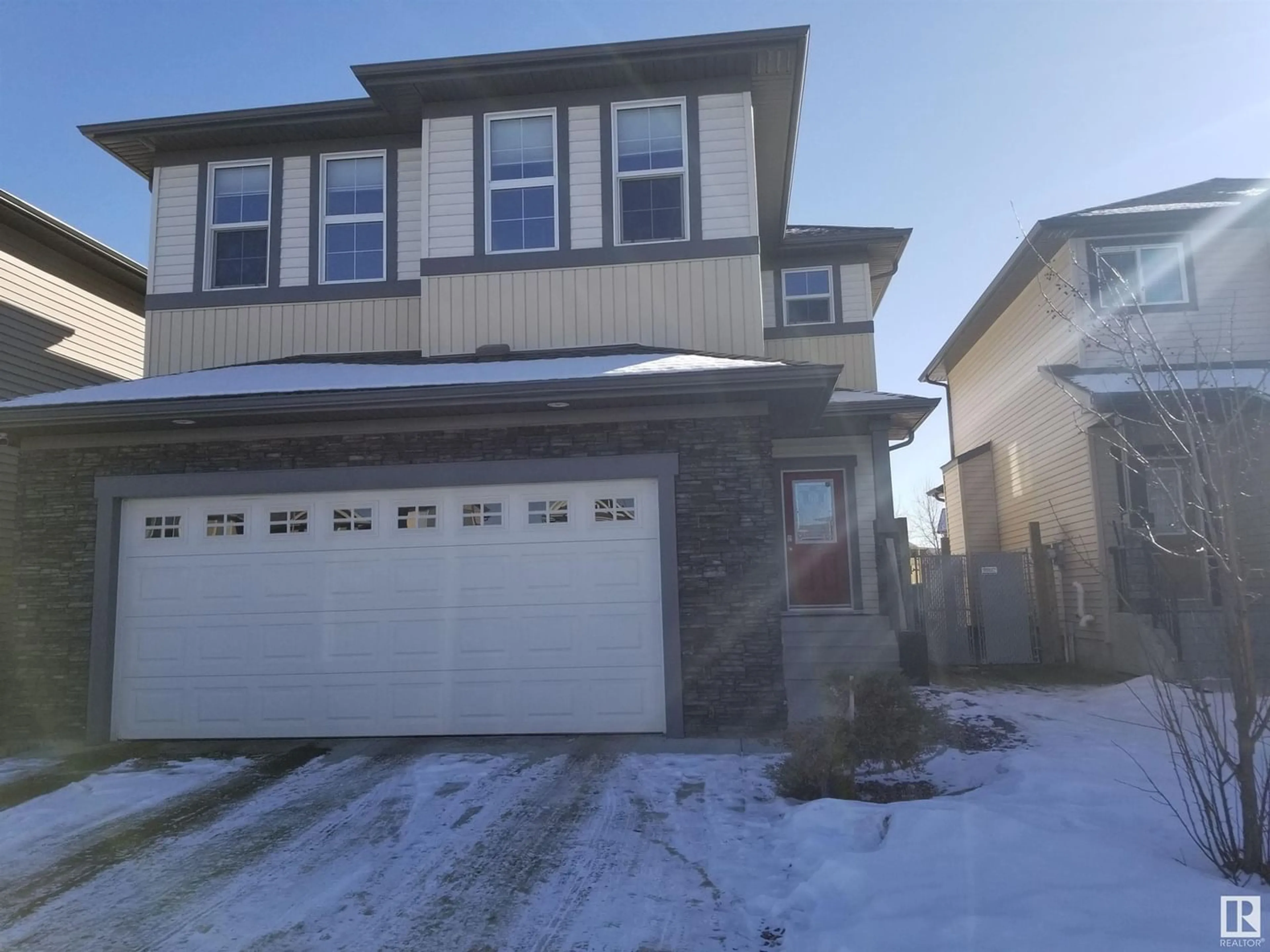 A pic from exterior of the house or condo for 13735 166 AV NW, Edmonton Alberta T6V0H5