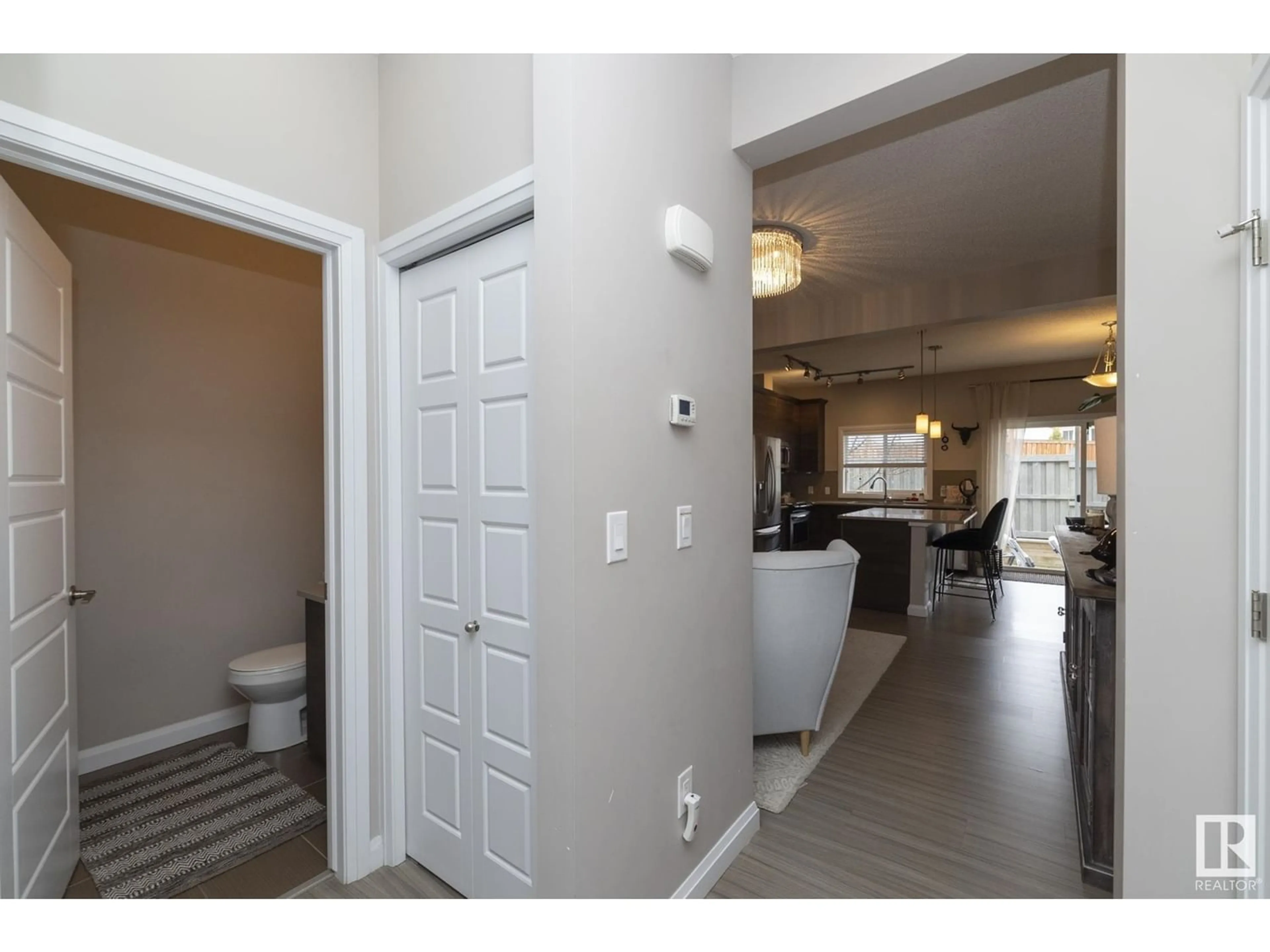 Indoor entryway for #23 3710 Allan DR SW, Edmonton Alberta T6W0S7