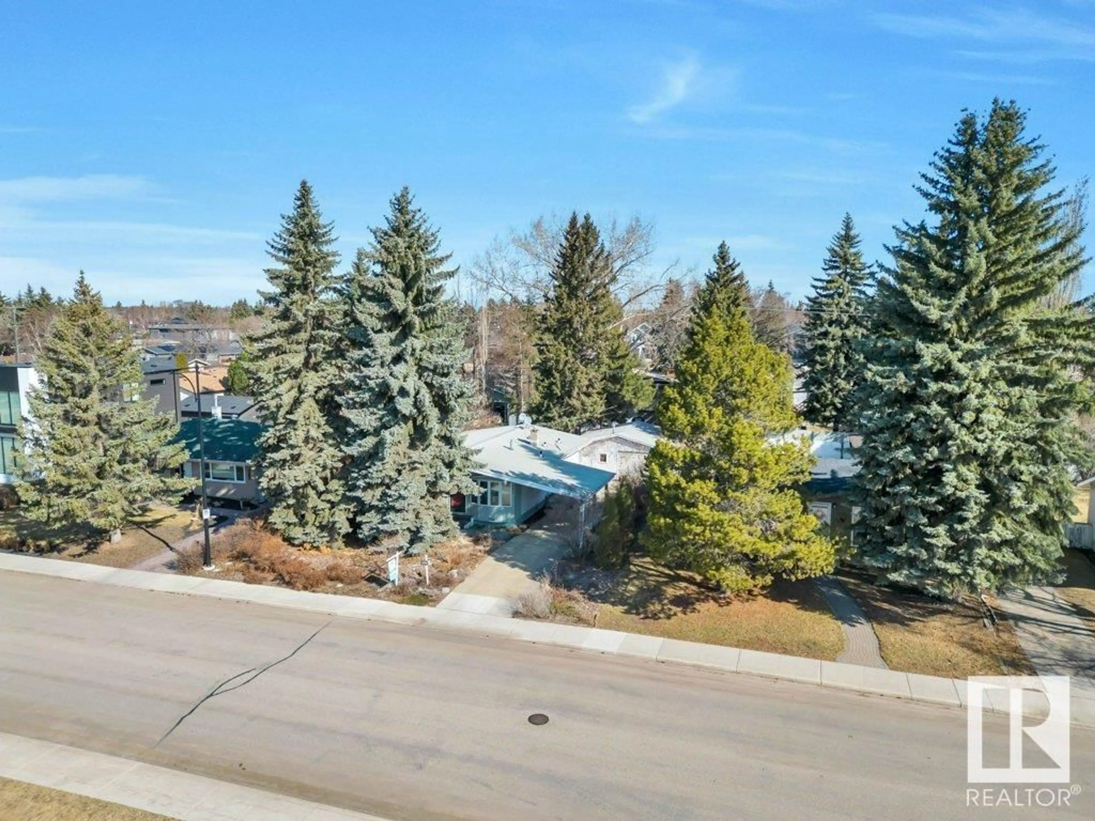 A pic from exterior of the house or condo for 14604 80 AV NW, Edmonton Alberta T5R3K6