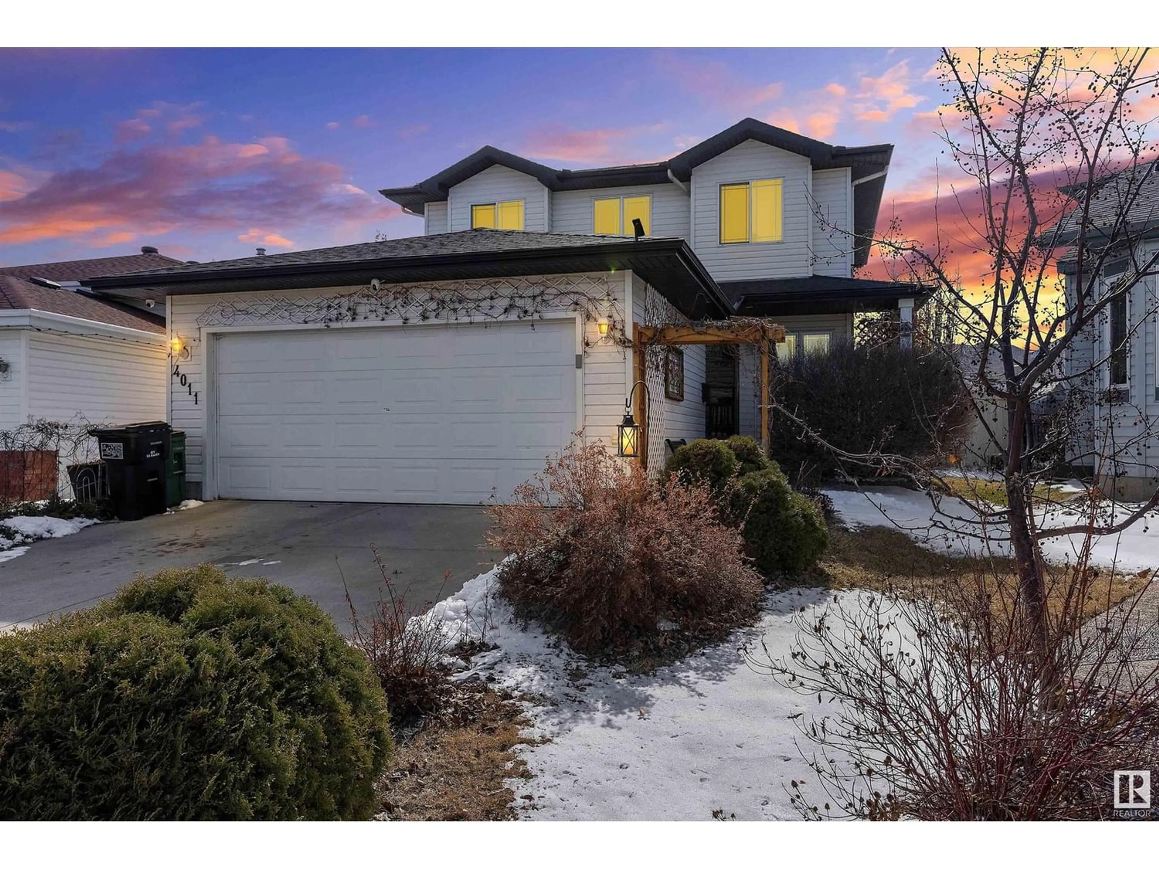 Frontside or backside of a home for 4011 36A AV NW, Edmonton Alberta T6L7B1